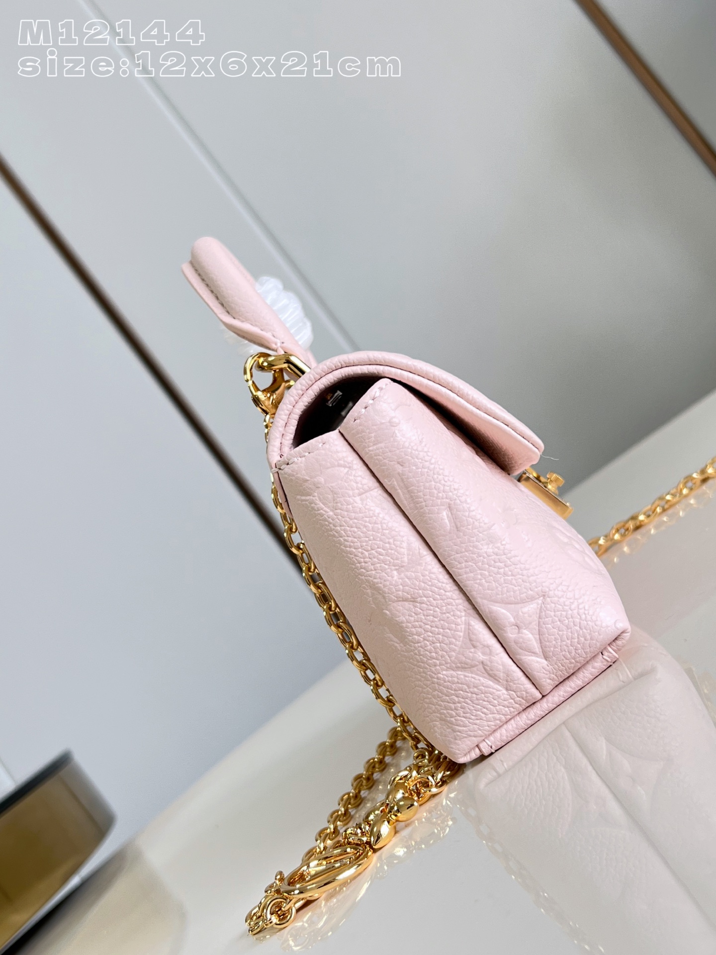 LV MASTER NANO MADELEINE M29448 (21*12.5*6cm) - Image 8