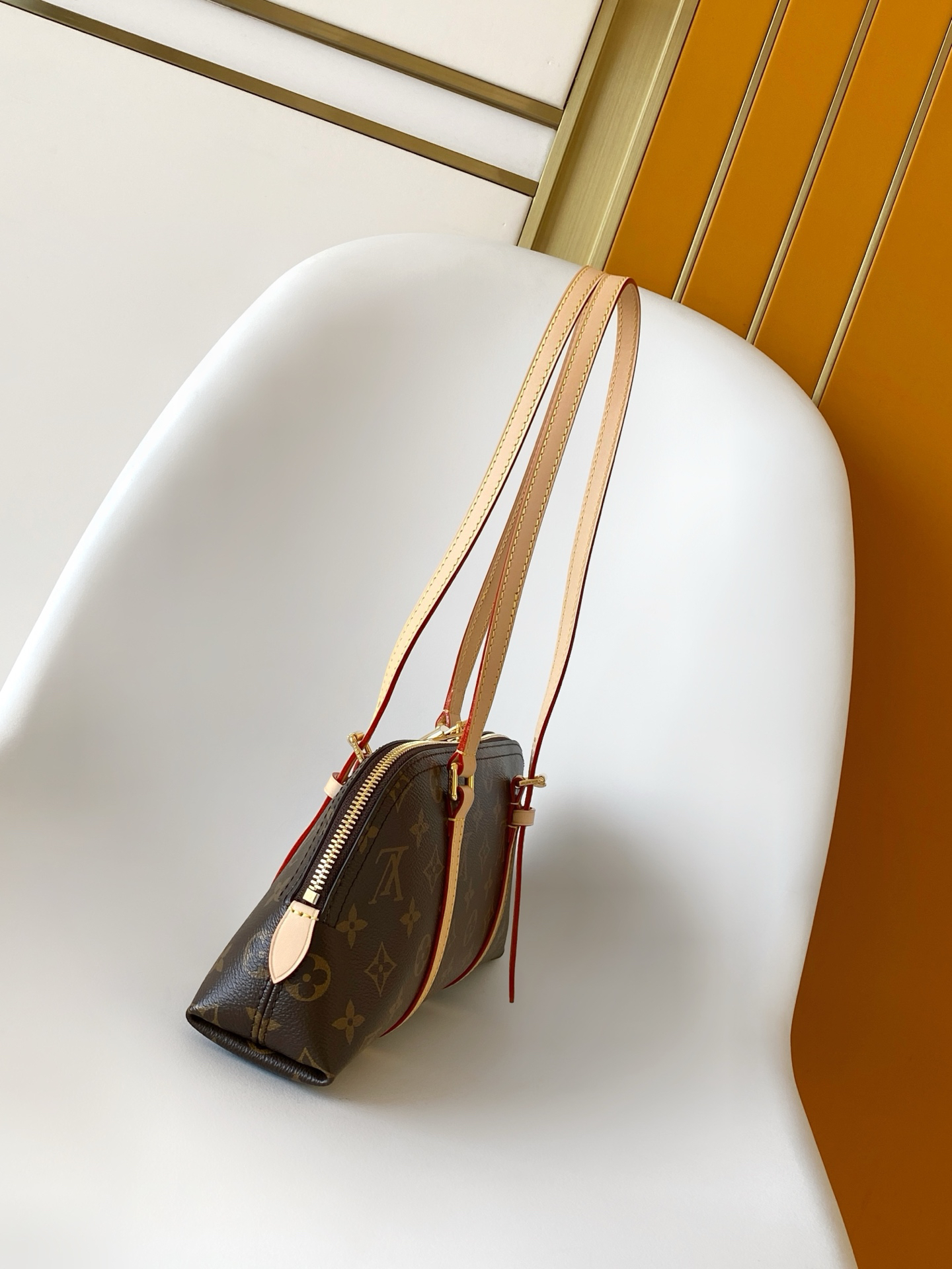 LOUIS VUITTON SQUIRE EAST WEST M28953 (29*14*8cm) - Image 3