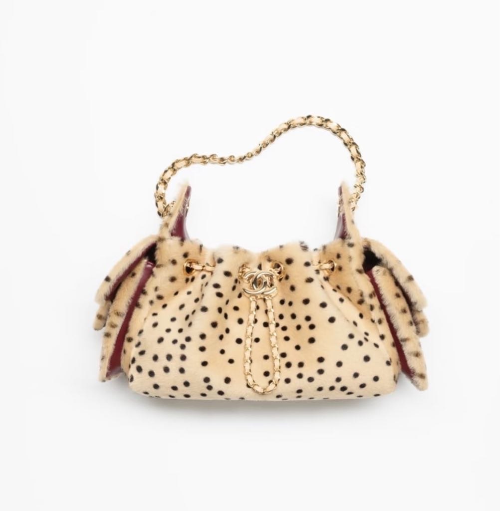 CHANEL Beige Black Dotted HOBO AS5631（22*20*12.5cm）
