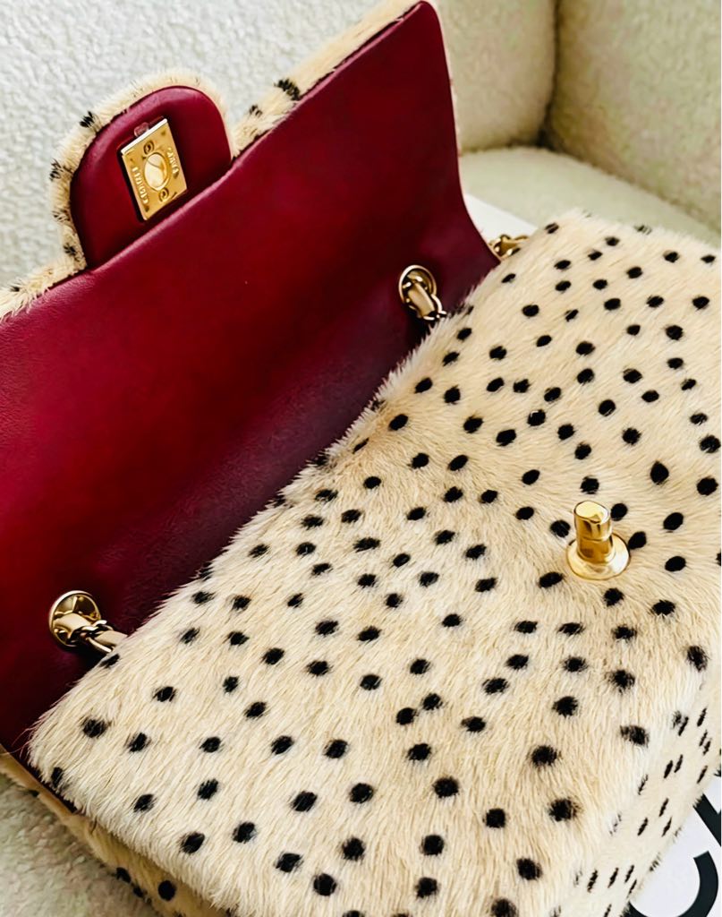 Chanel Classic Flap Bag 26A Mink Fur Polka Dot A01112(25*16 *9 cm) - Image 4