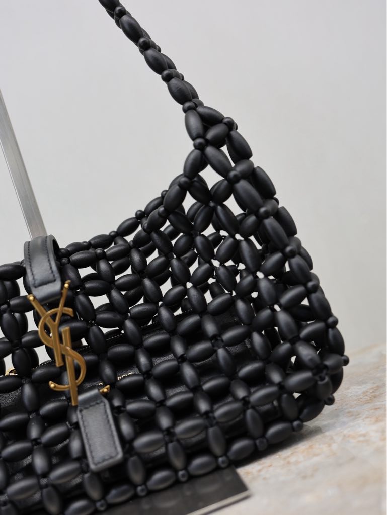 SAINT LAURENT Le 5 À 7 en perles de bois - Image 9