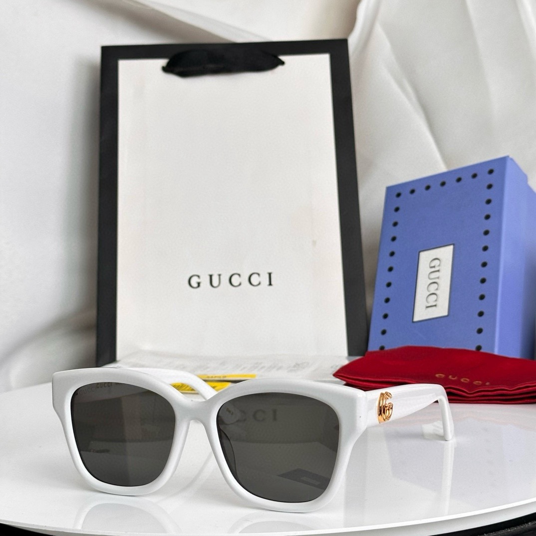 GUCCI GG1830SK55-18-145 Square Cat Eye Sunglasses - Image 5