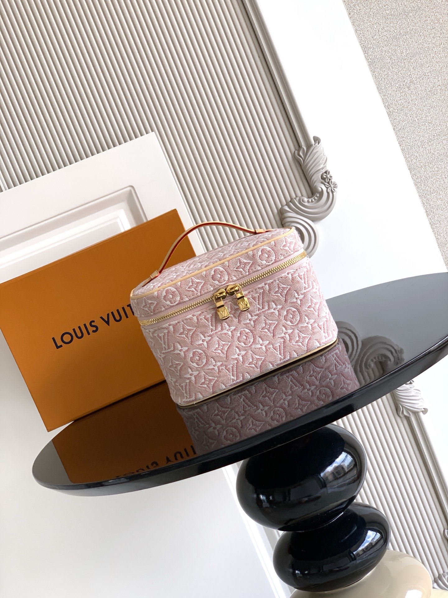 Louis Vuitton Nice Mini Vanity Case Pink Denim Monogram M24098(17*13*11cm) - Image 2