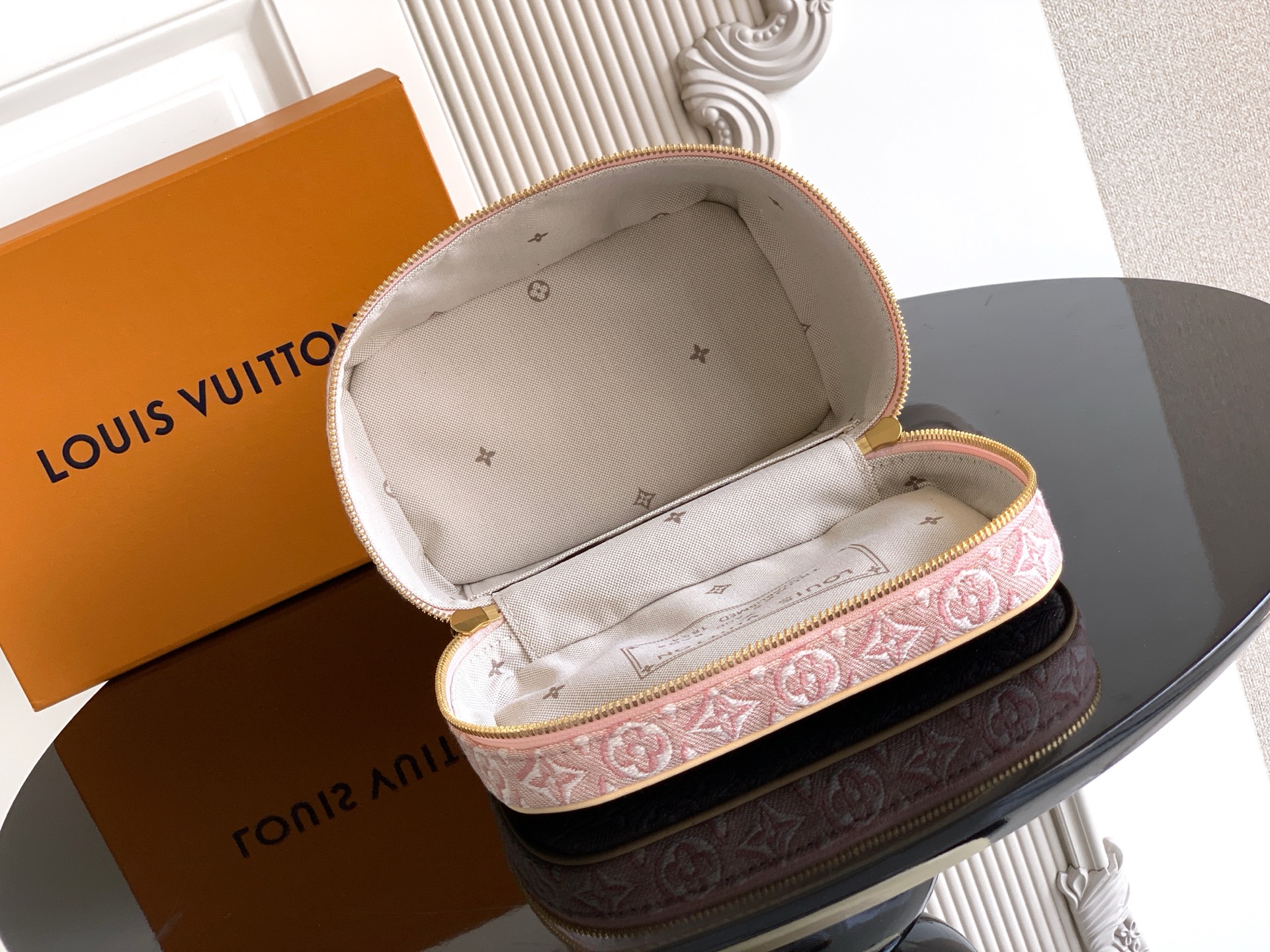 Louis Vuitton Nice Mini Vanity Case Pink Denim Monogram M24098(17*13*11cm) - Image 8