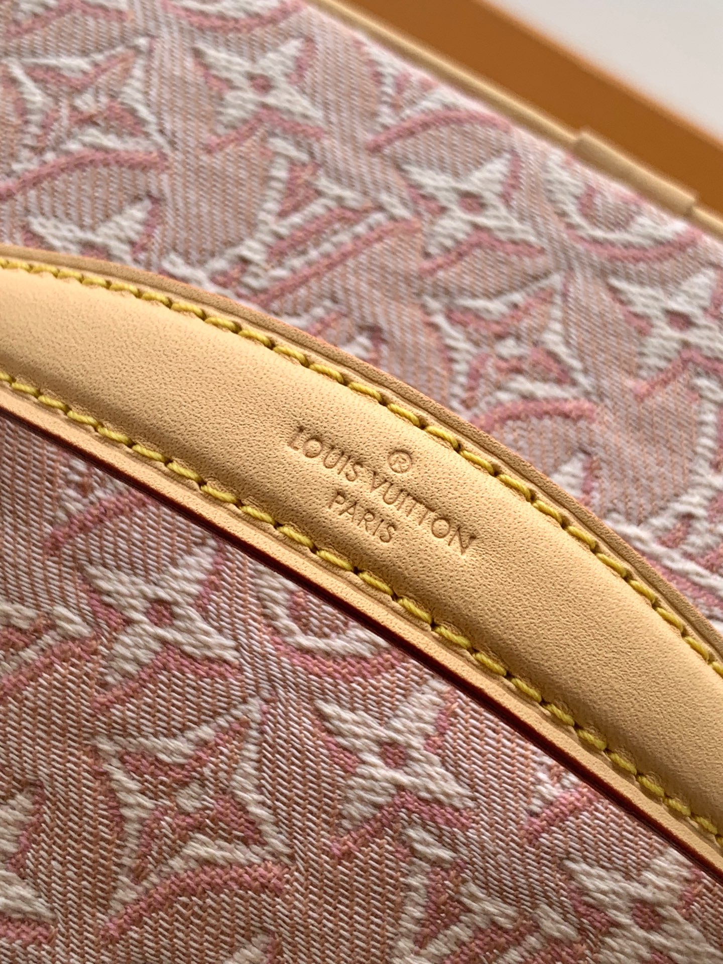 Louis Vuitton Nice Mini Vanity Case Pink Denim Monogram M24098(17*13*11cm) - Image 6