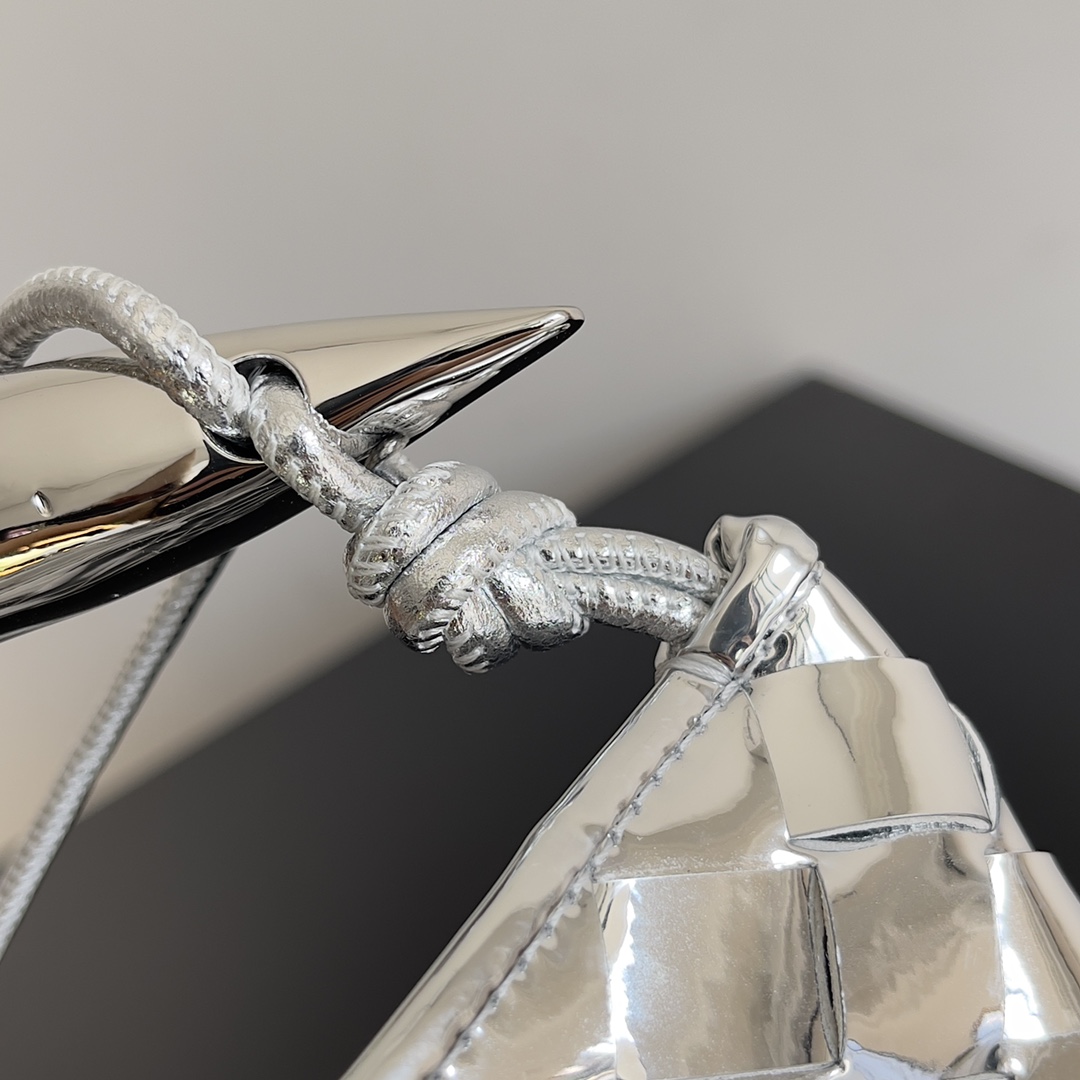 BOTTEGA VENETA Baby Sardine Bag #1 - Image 4