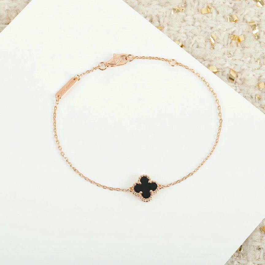 Van Cleef & Arpels VCA Single alhambra Bracelet - Image 4