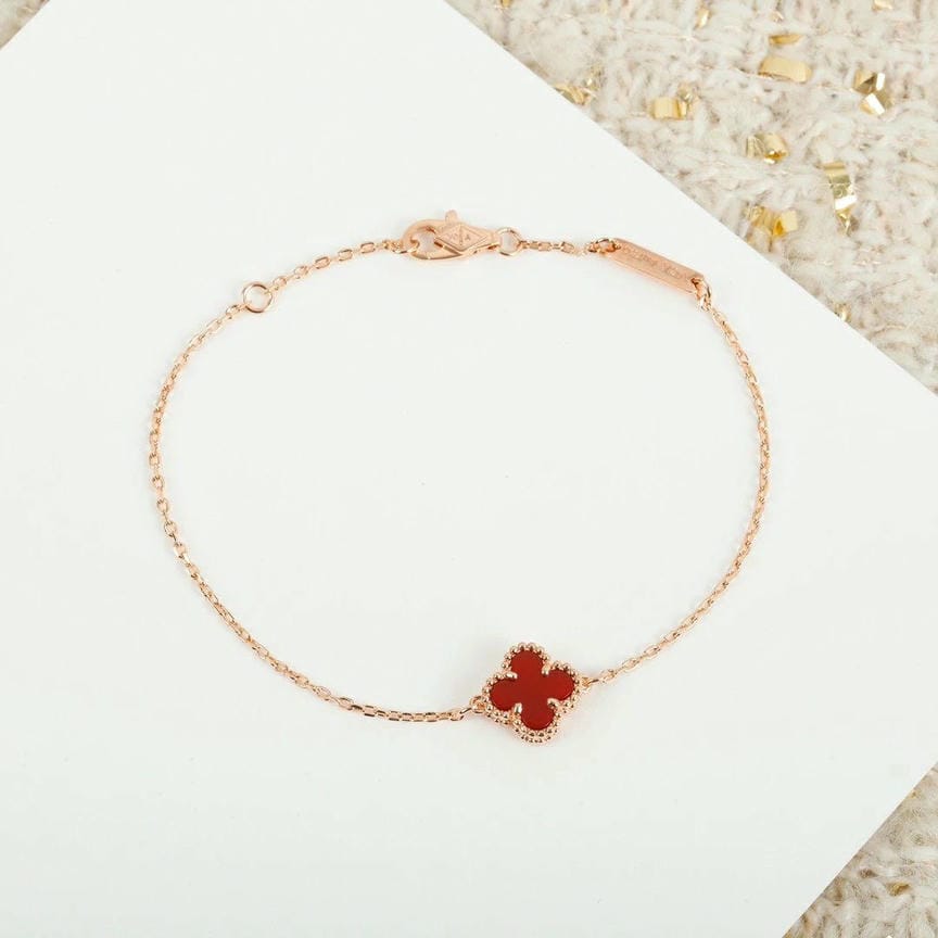 Van Cleef & Arpels VCA Single alhambra Bracelet - Image 6
