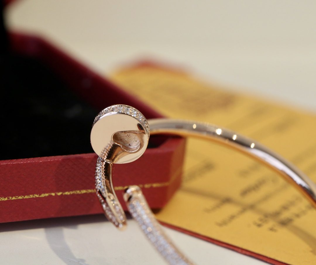 Cartier Juste un Clou bracelet, classic model, half-paved - Image 10