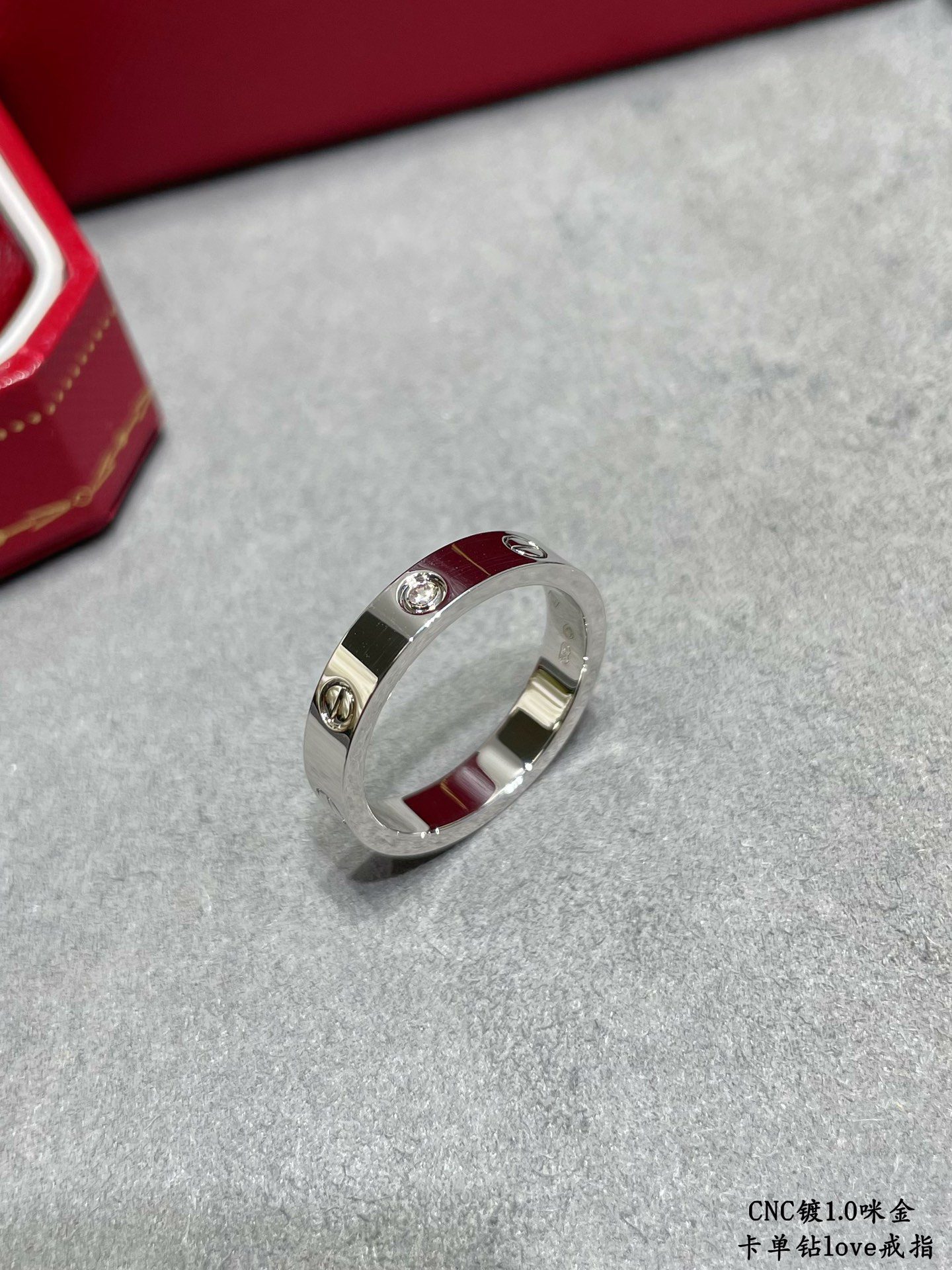 Cartier LOVE ring, small model, 1 diamond - Image 5