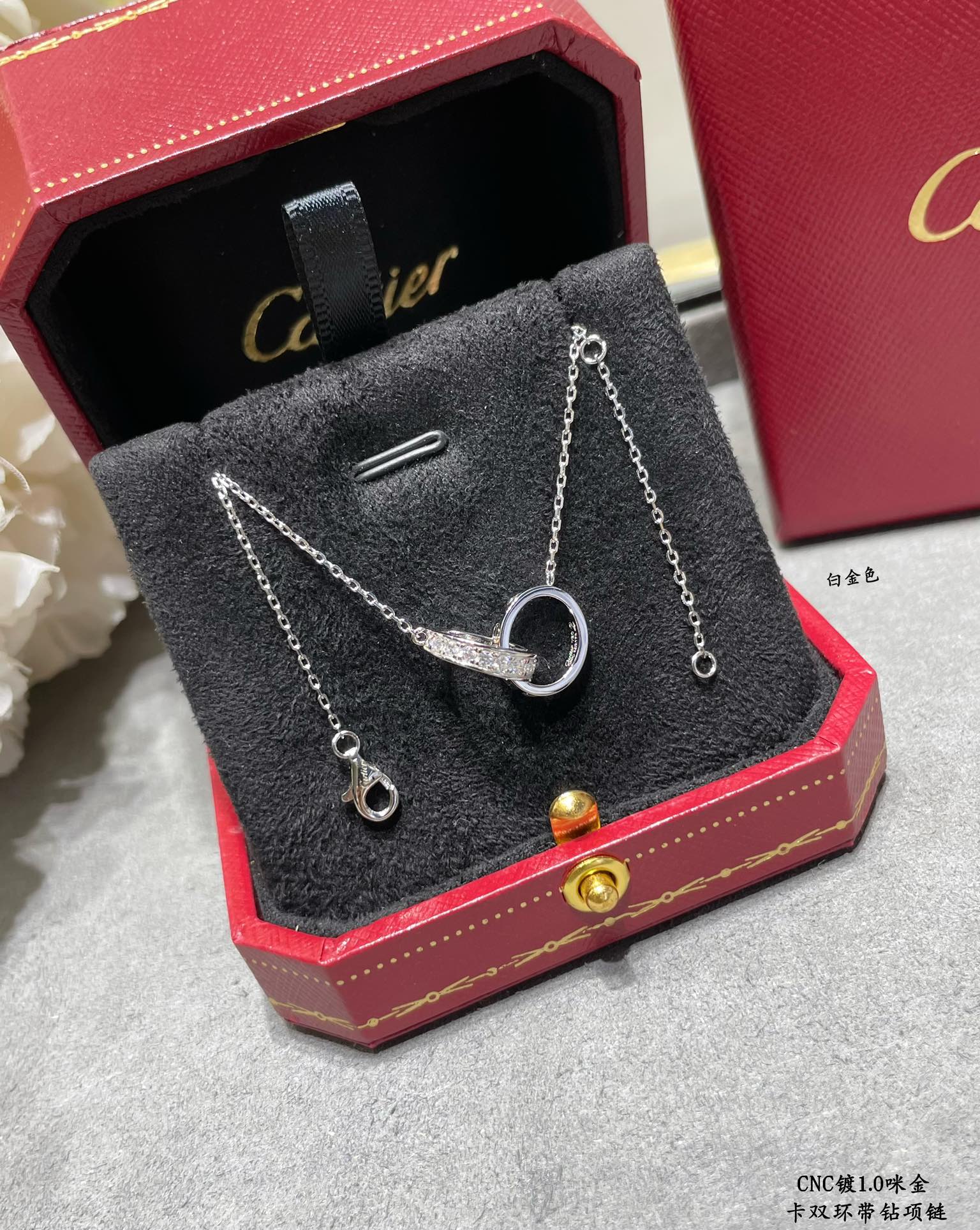 Cartier LOVE necklace, pendant, half-paved - Image 5