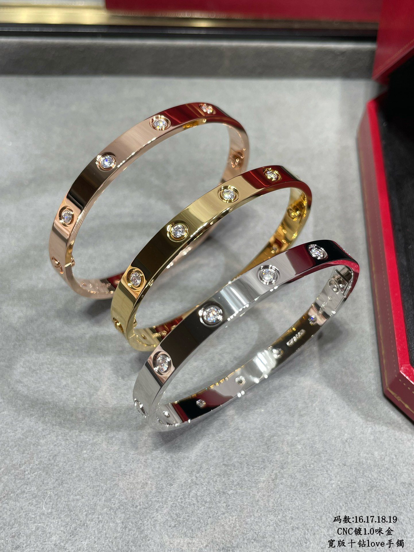 Cartier LOVE bracelet, classic model, 10 diamonds - Image 2
