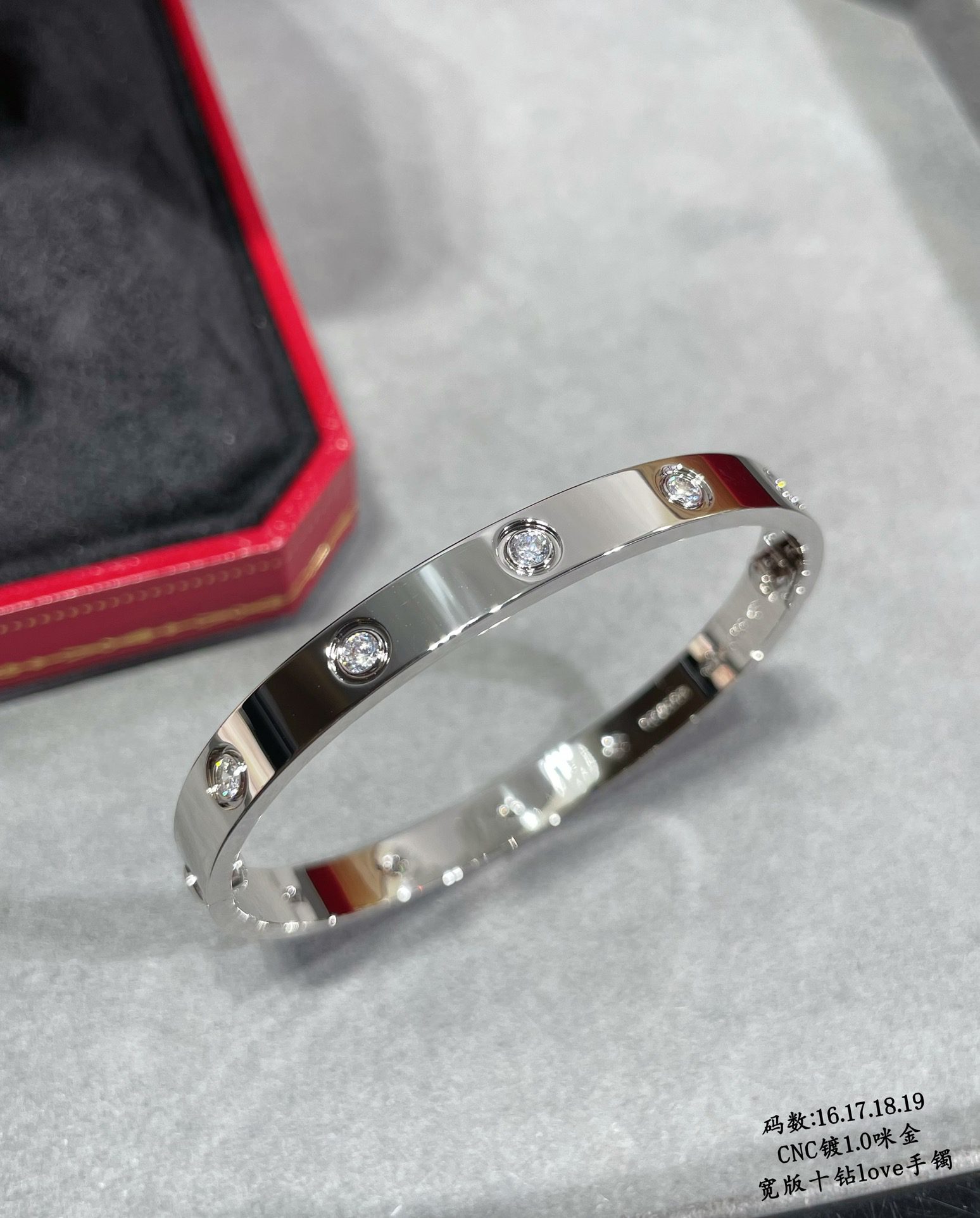 Cartier LOVE bracelet, classic model, 10 diamonds - Image 4