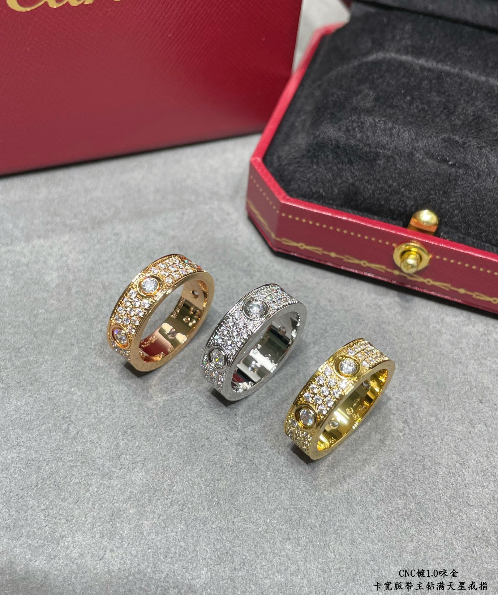 Cartier LOVE ring, classic model, paved, 6 diamonds - Image 2