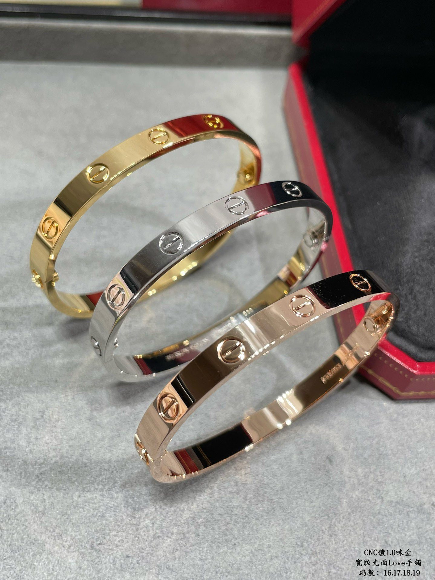 Cartier LOVE bracelet, classic model - Image 9