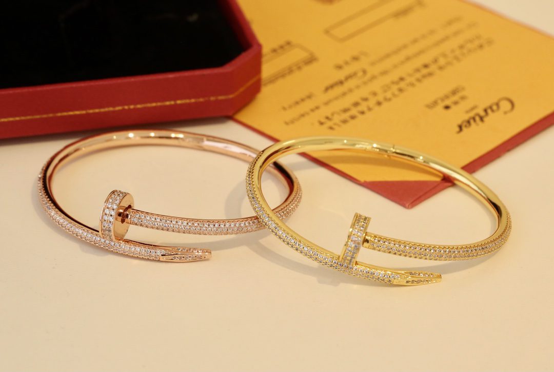 Cartier Juste un Clou bracelet, classic model, half-paved - Image 2