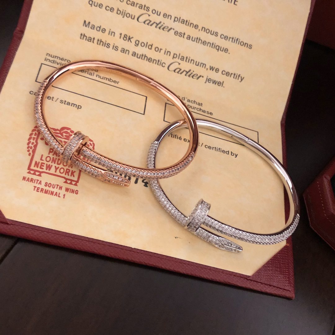 Cartier Juste un Clou bracelet, classic model, half-paved - Image 3
