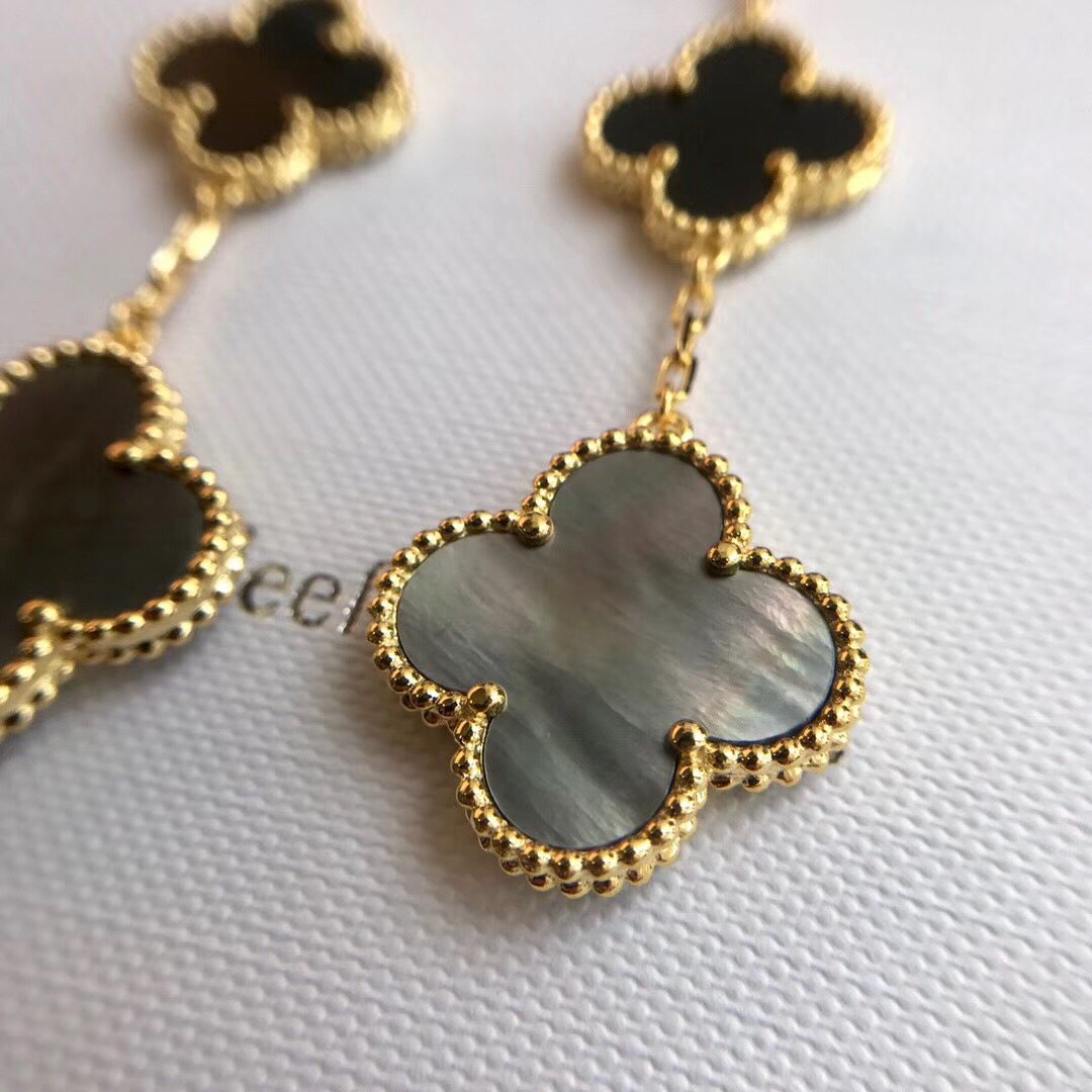 Van Cleef & Arpels Magic Alhambra earrings, 3 motifs 2 - Image 6