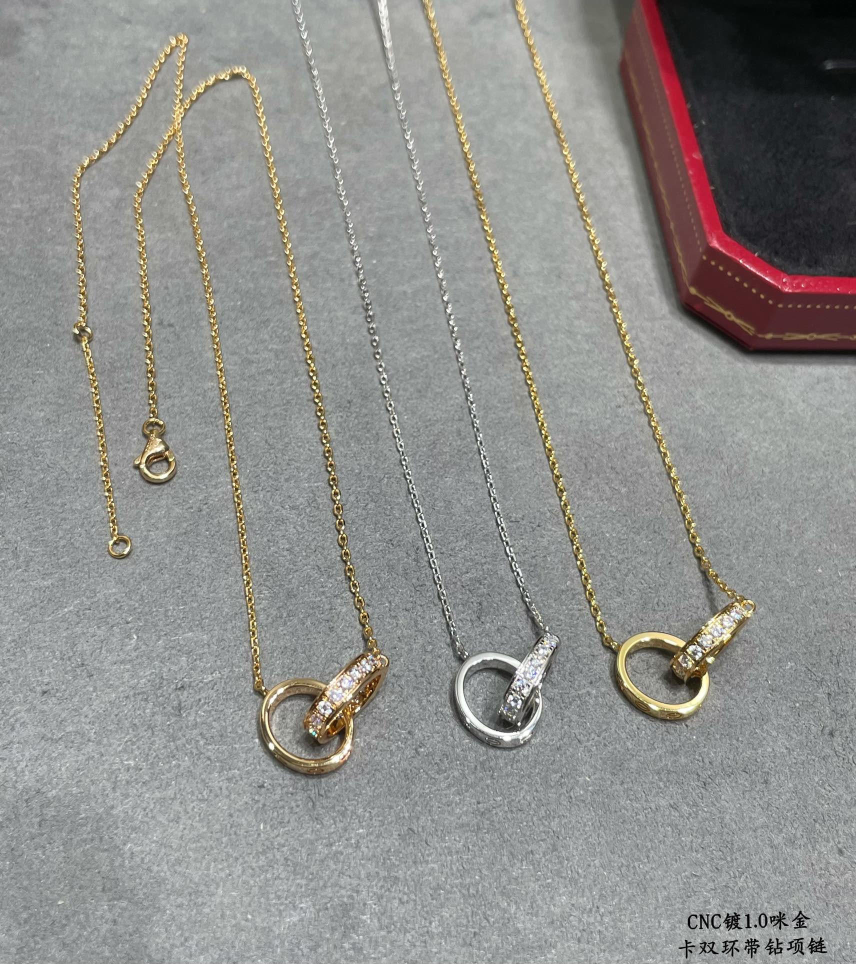 Cartier LOVE necklace, pendant, half-paved - Image 2