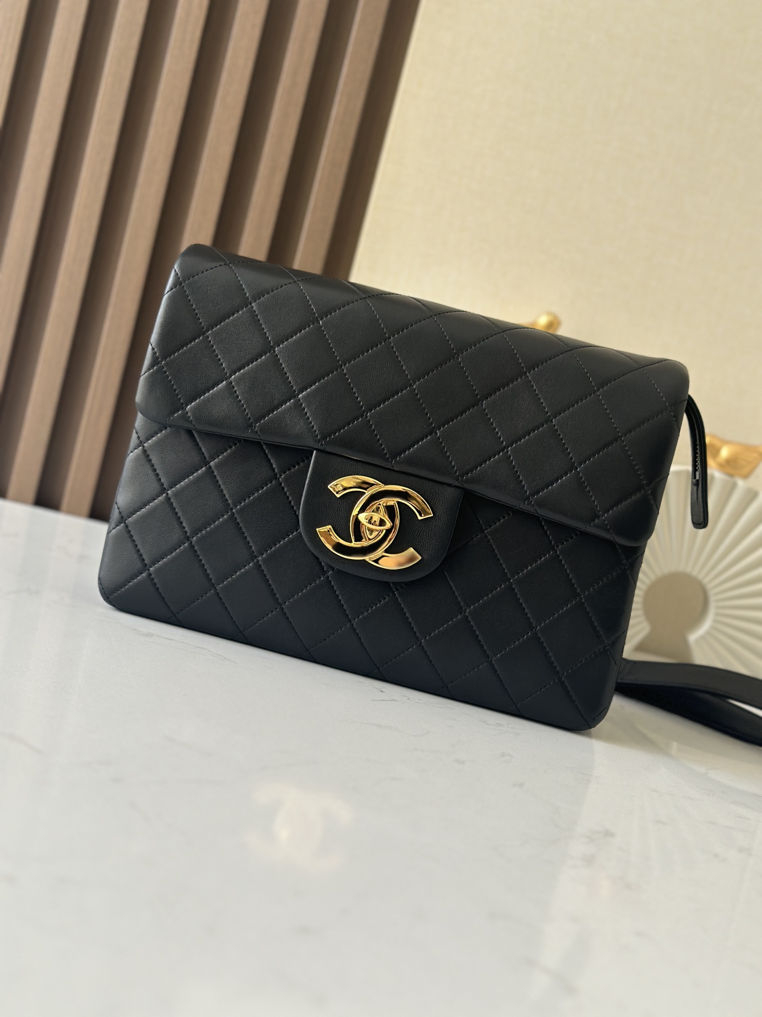 Chanel Flap Backpack AS2219 30x21x8cm - Image 2