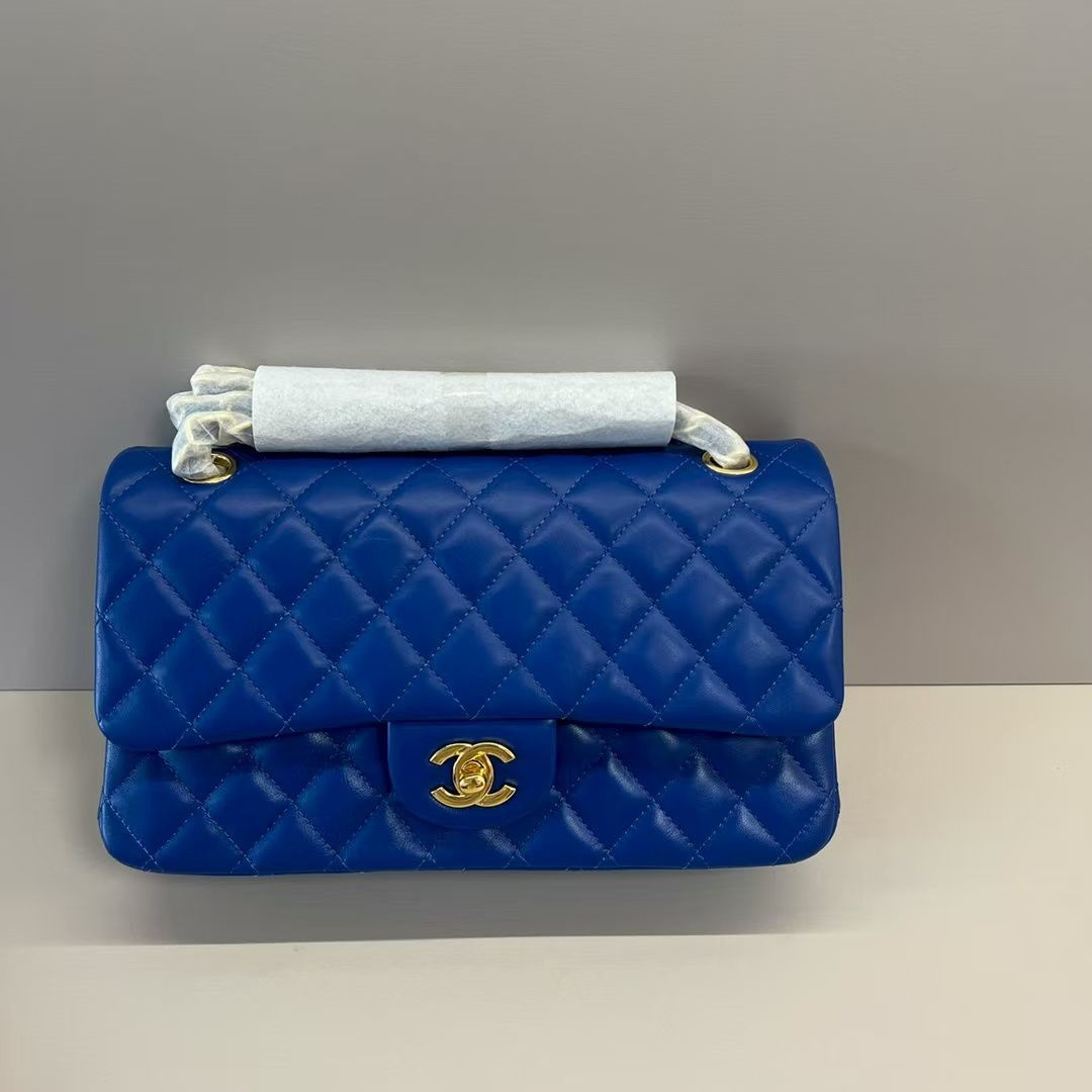 Chanel Classic Flap Bag 15x25.5x6cm #7