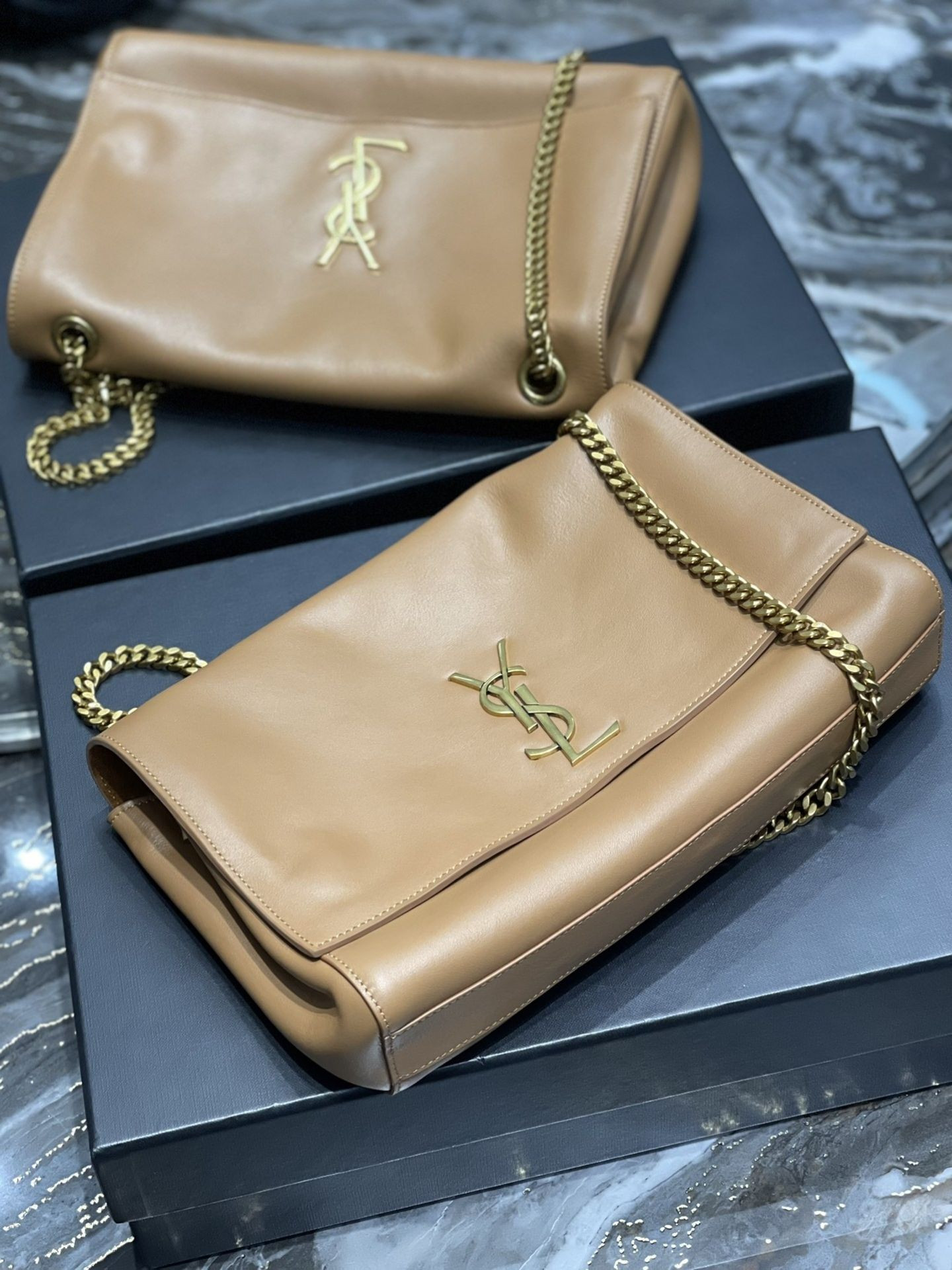 YSL Kate Reversible Suede and Leather Shoulder Bag 28.5x20x6cm - Image 5