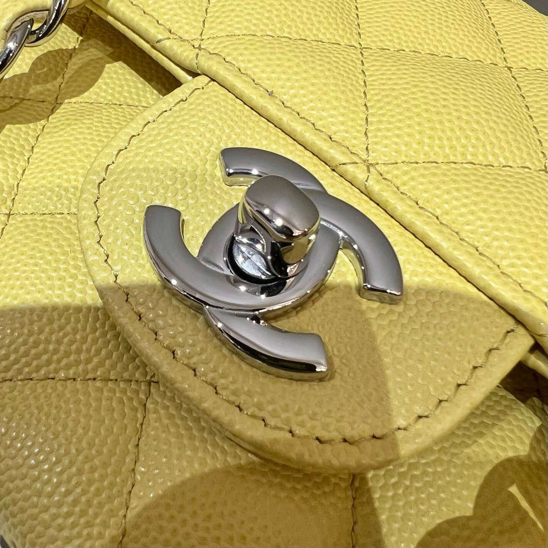 CHANEL CLASSIC HANDBAG GRAINED CALFSKIN SILVER - TONE METAL Yellow 6×9.9×2.5in - Image 6
