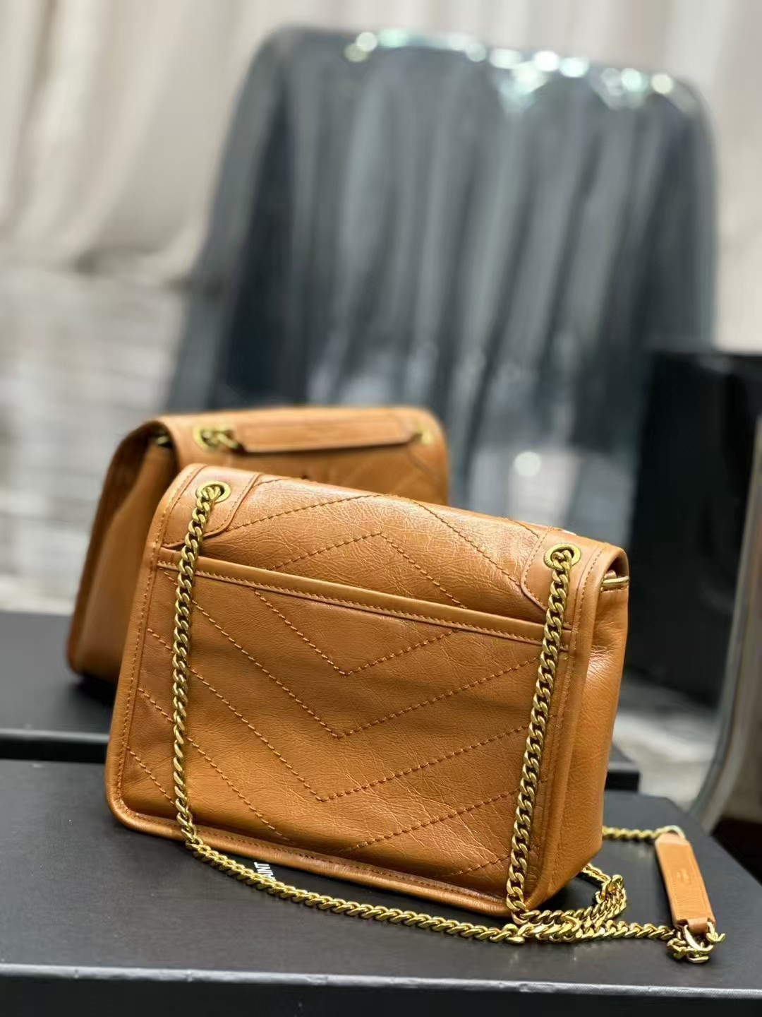 YSL NIKI 21x16x7.5cm - Image 4