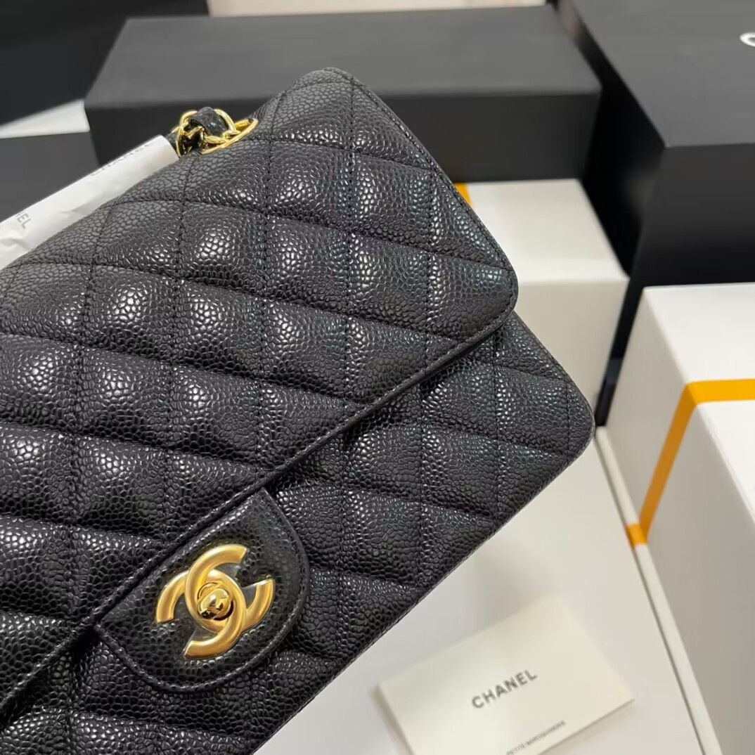 CHANEL CLASSIC HANDBAG GRAINED CALFSKIN 6 × 9.9 × 2.5 in - Image 6
