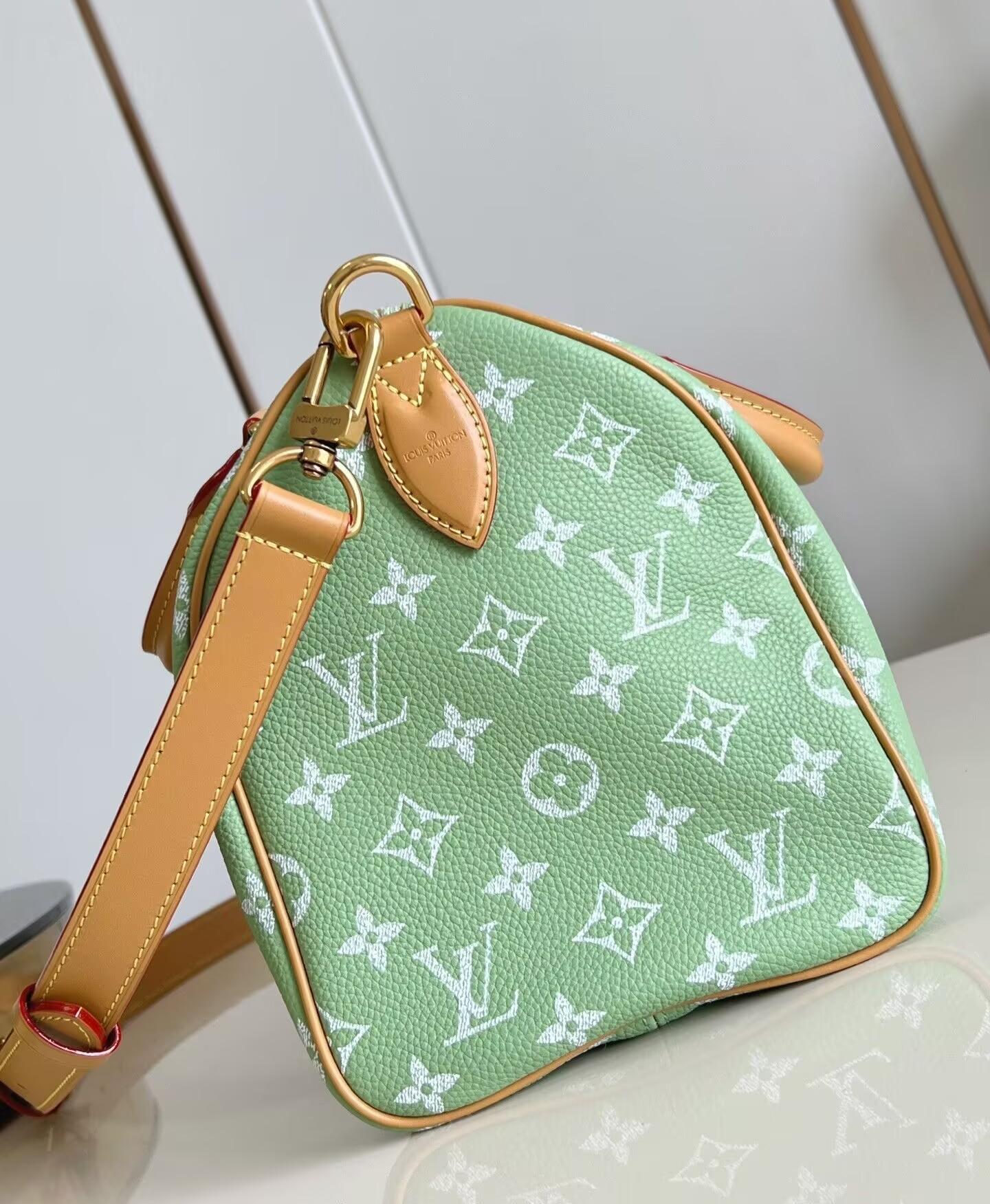 LV Speedy P9 Bandoulière 30 M14064 30x21x17cm - Image 6