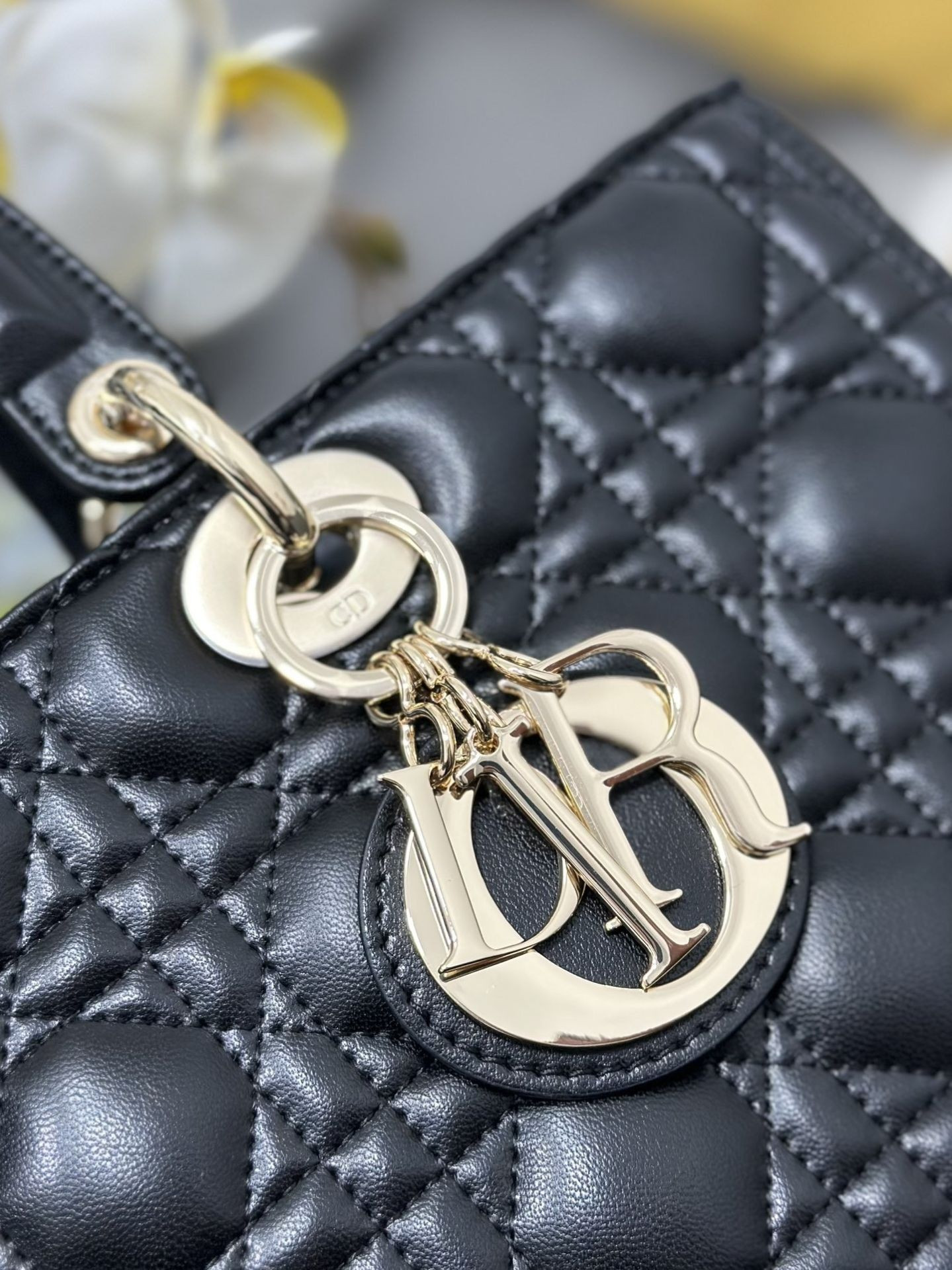 Dior Lady Bag 32 x 25 x 11cm - Image 9