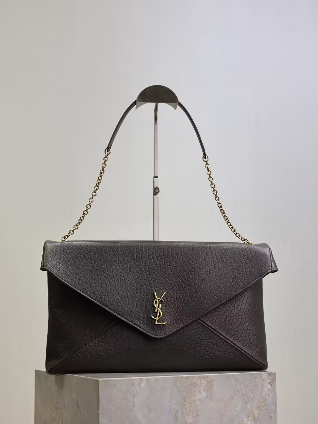 YSL CASSANDRE Pouch on Chain 35x22x3-4.2cm - Image 2