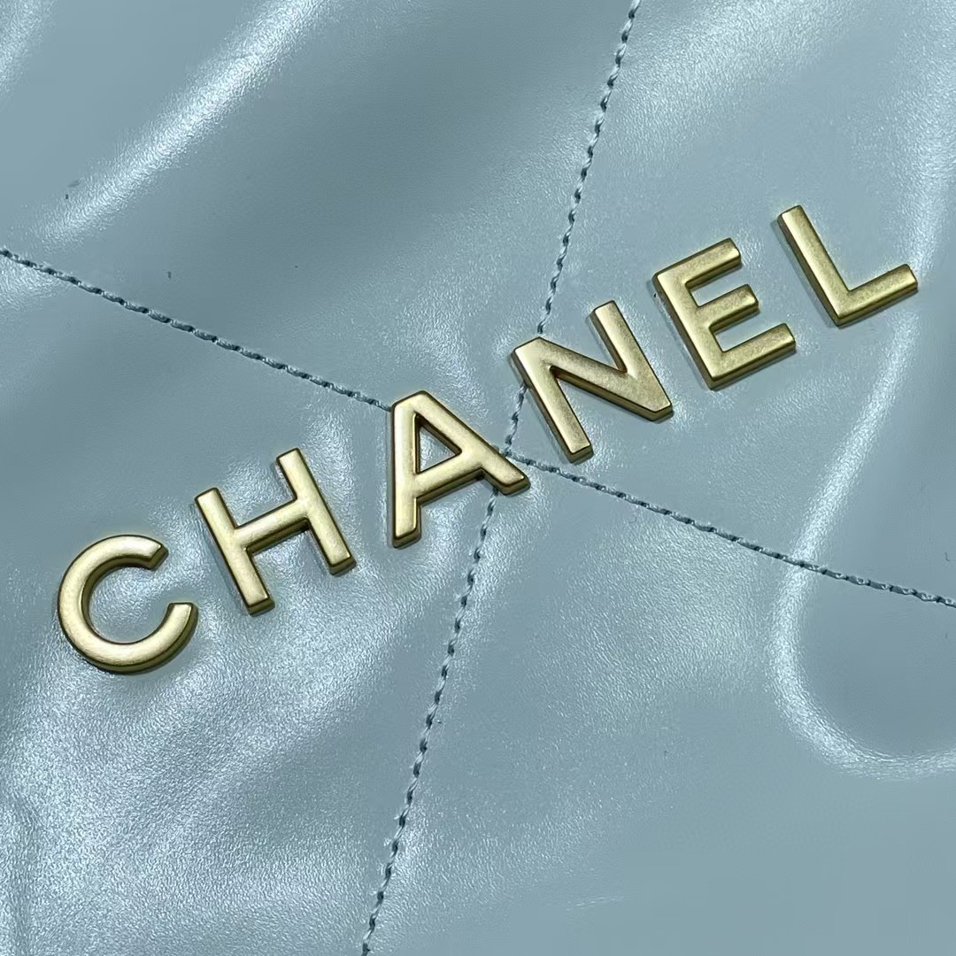 CHANEL 22 SMALL HANDBAG Light Blue 37X35X7cm - Image 8