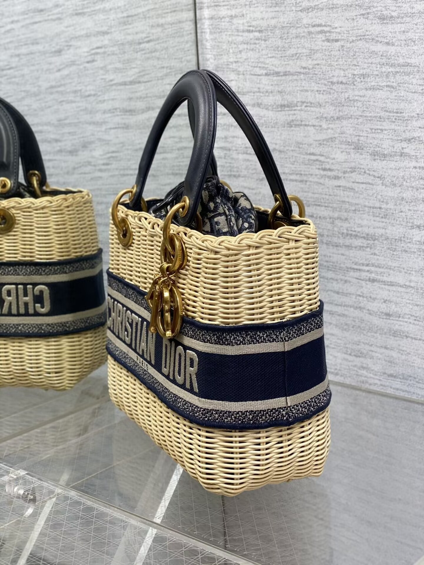 Dior Medium Lady Dior Bag 24x21x12cm - Image 5
