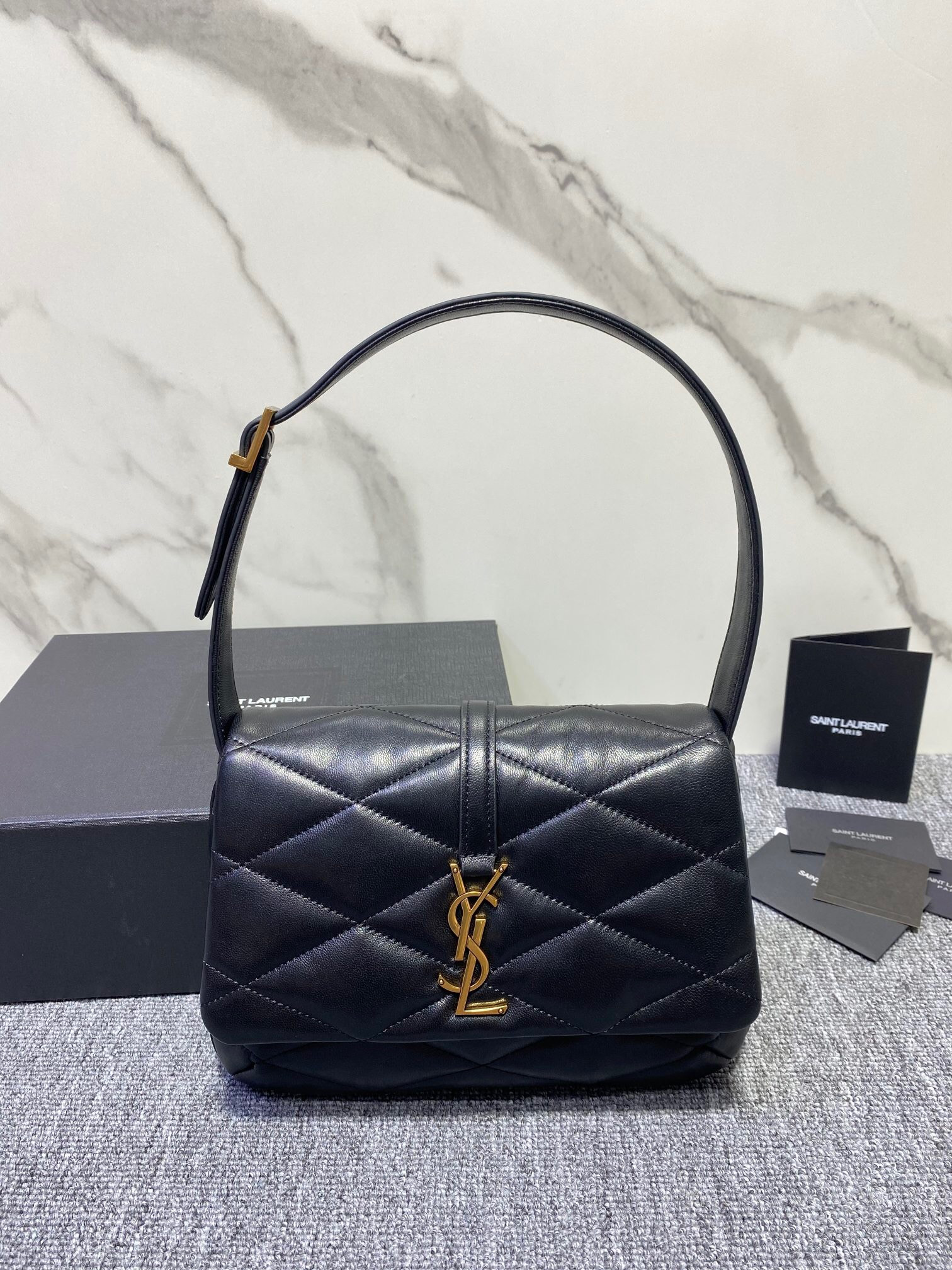 SAINT LAURENT LE 57 HOBO BAG IN QUILTED LAMBSKIN(24*18*5.5 CM)) - Image 9