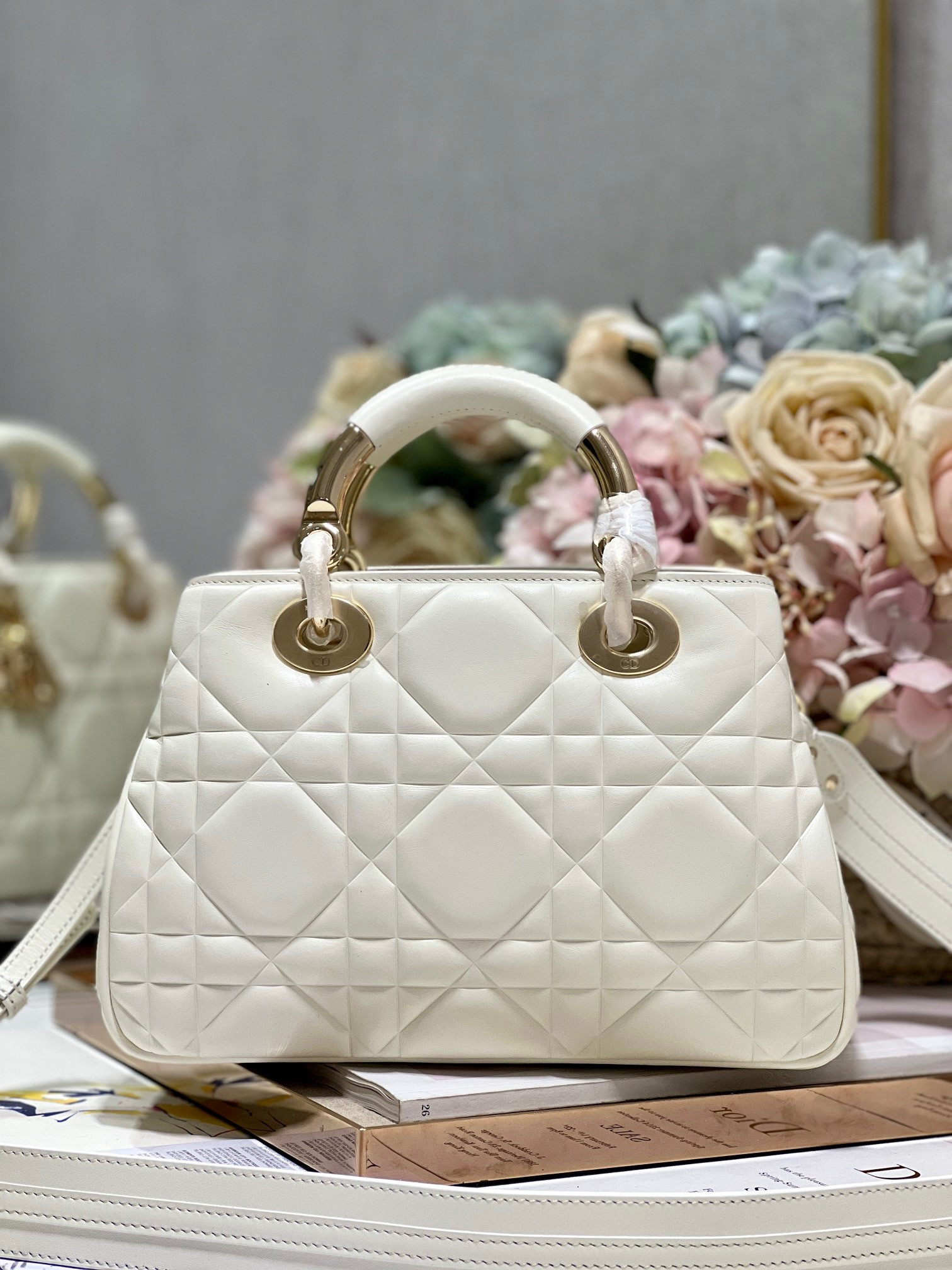 Lady Dior 95?22 24*16.5*9.5cm - Image 9