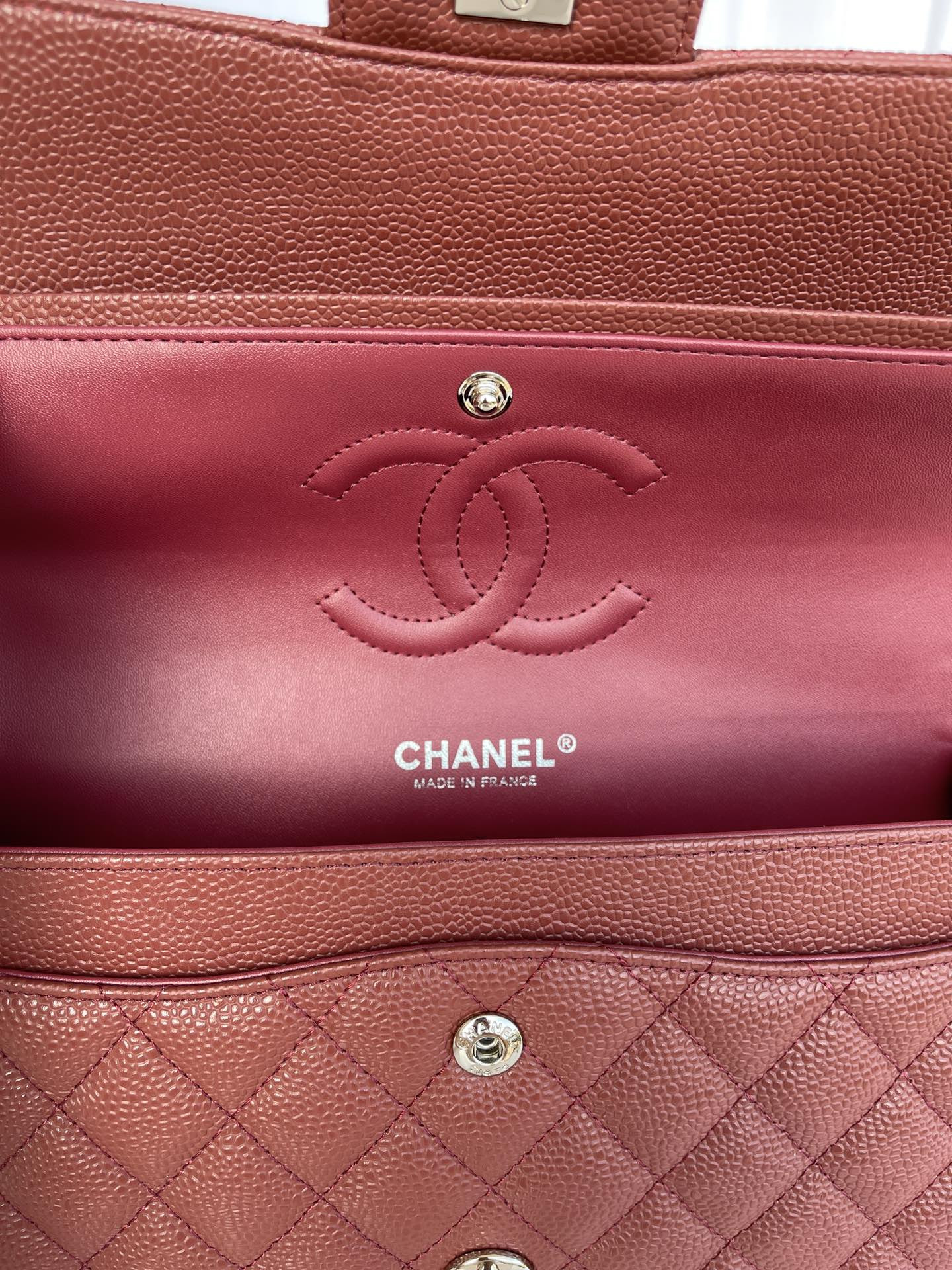 CHANEL CLASSIC HANDBAG Silver-Tone Metal 6 × 9.9 × 2.5 in - Image 5
