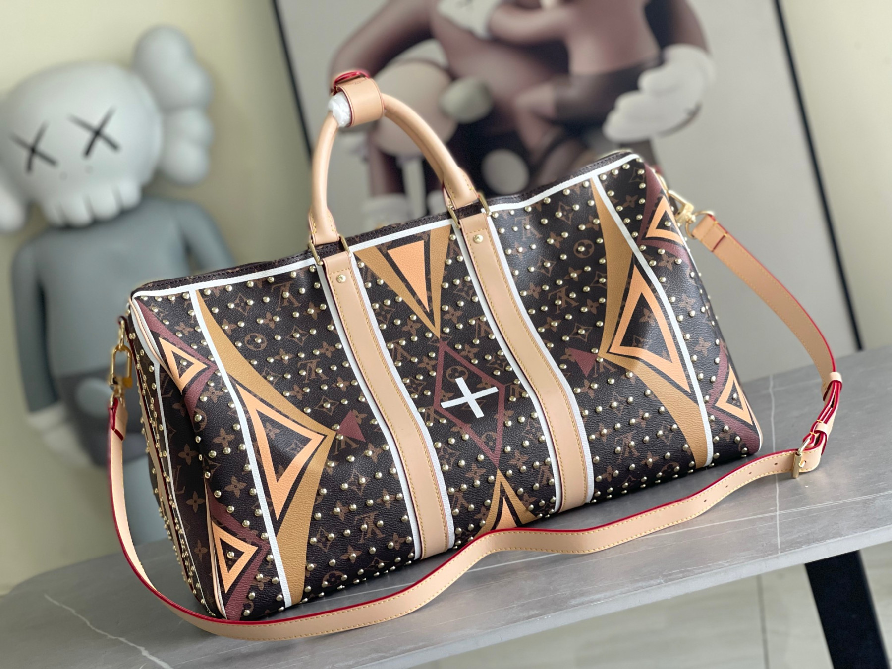 LV keepall Bandoulière 50 M11577 50.0 x 29.0 x 23.0cm - Image 4