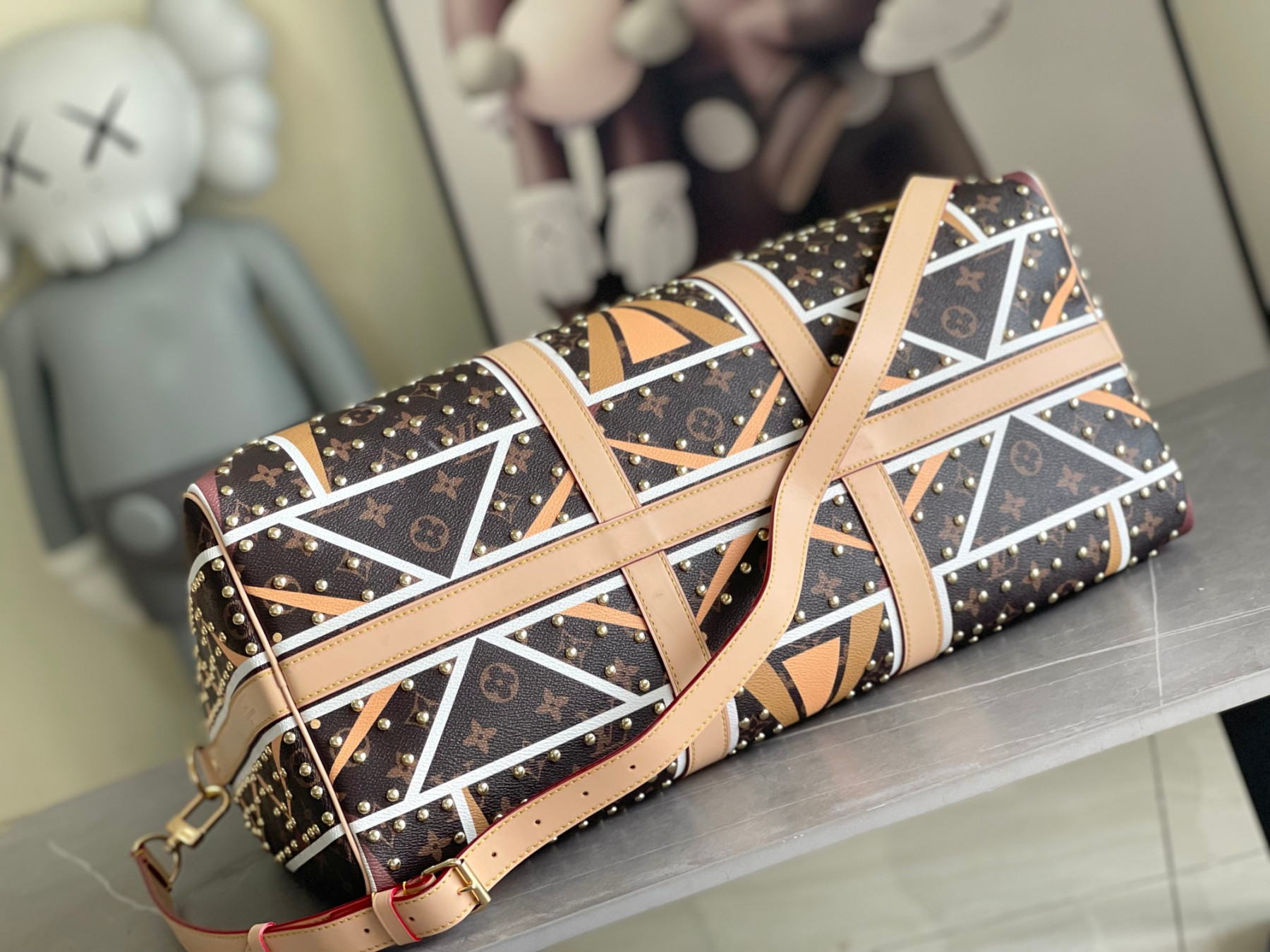 LV keepall Bandoulière 50 M11577 50.0 x 29.0 x 23.0cm - Image 5