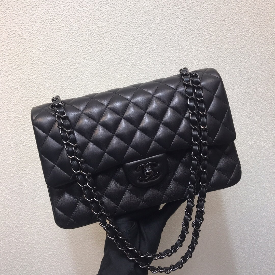 CHANEL CRUMPLED CALFSKIN QUITED DOUBLE FLAP BLACK 15.5x25.5x6.5cm - Image 2