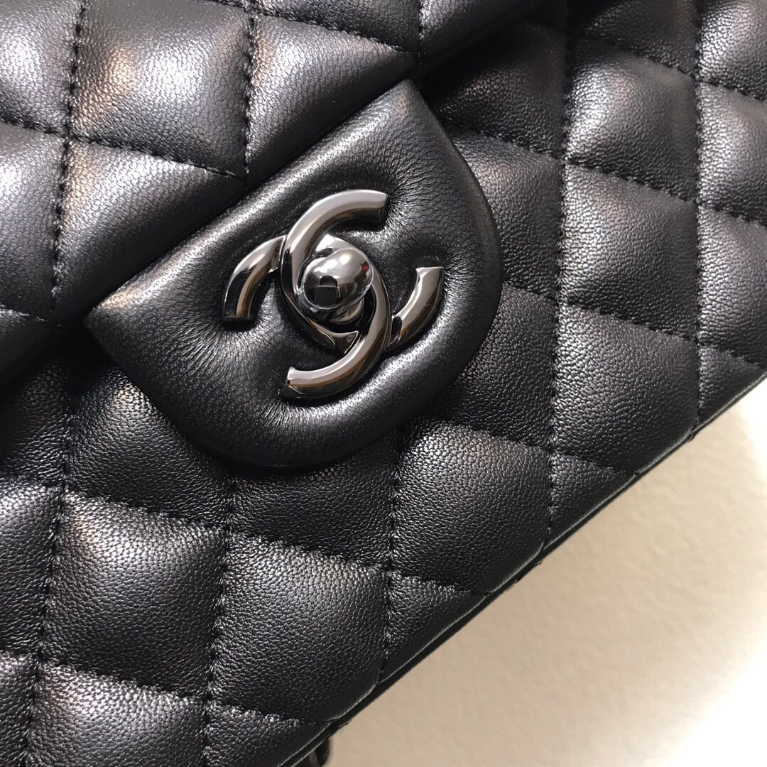 CHANEL CRUMPLED CALFSKIN QUITED DOUBLE FLAP BLACK 15.5x25.5x6.5cm - Image 9