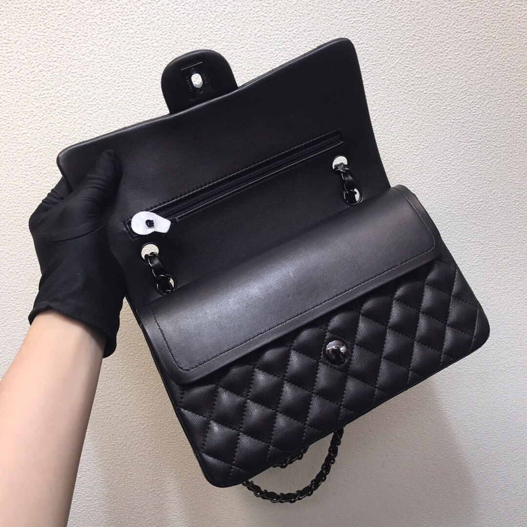 CHANEL CRUMPLED CALFSKIN QUITED DOUBLE FLAP BLACK 15.5x25.5x6.5cm - Image 6