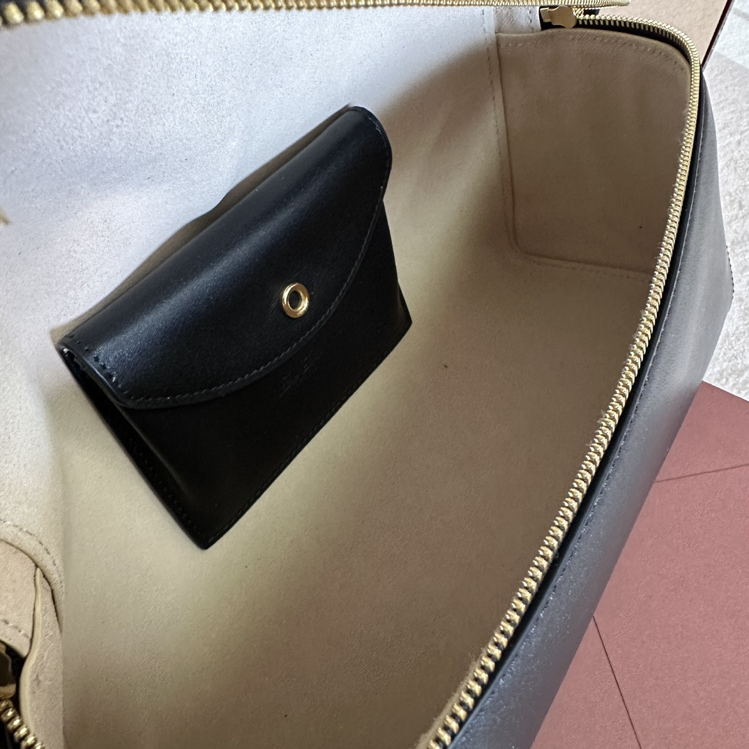 Loro Piana Extra Pocket L27 Ostrich Leather FAN4043 (27*16*10cm) - Image 10