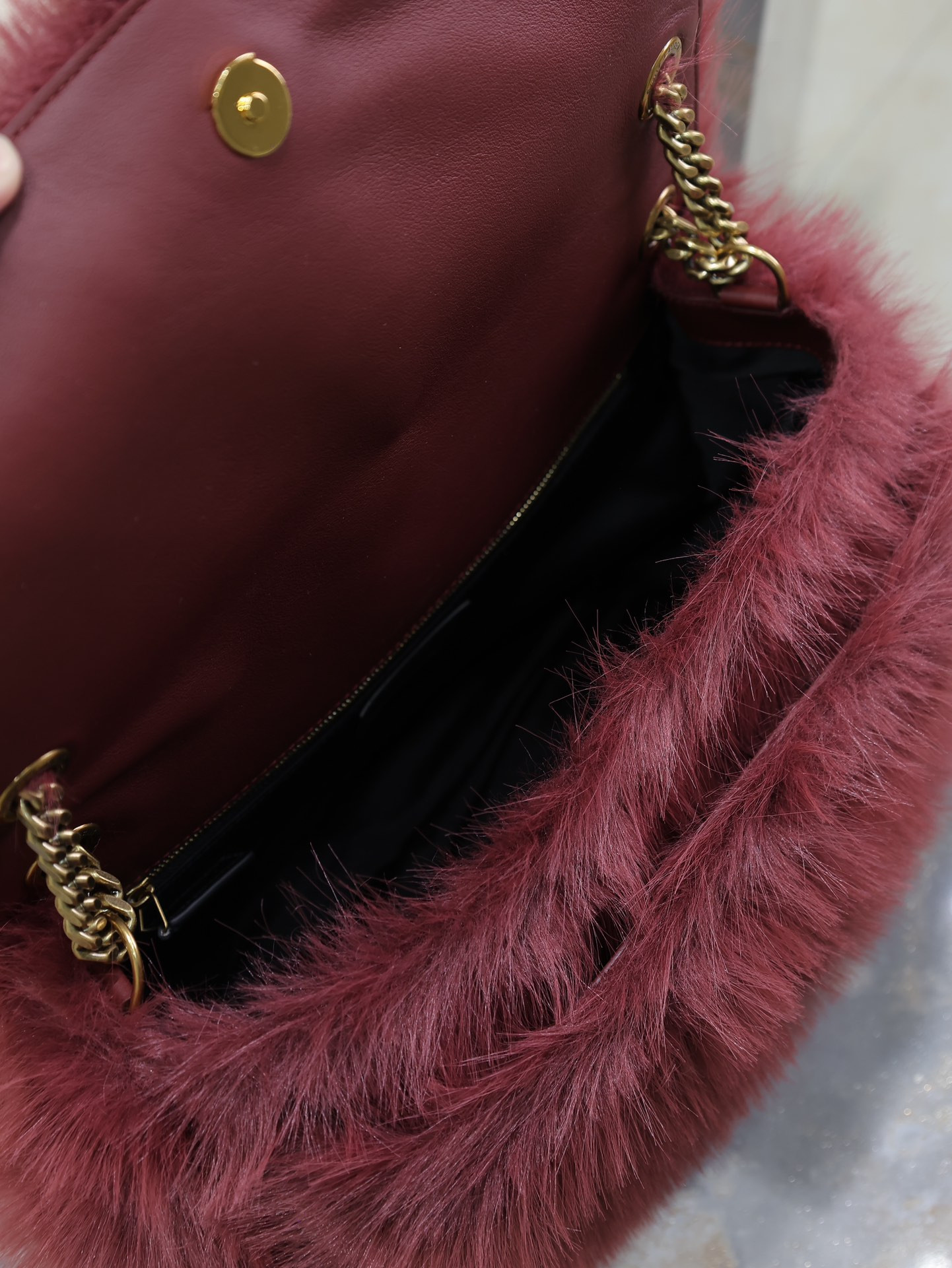 YSL NIKI LARGE IN SHEARLING 32x23x9cm - Image 10