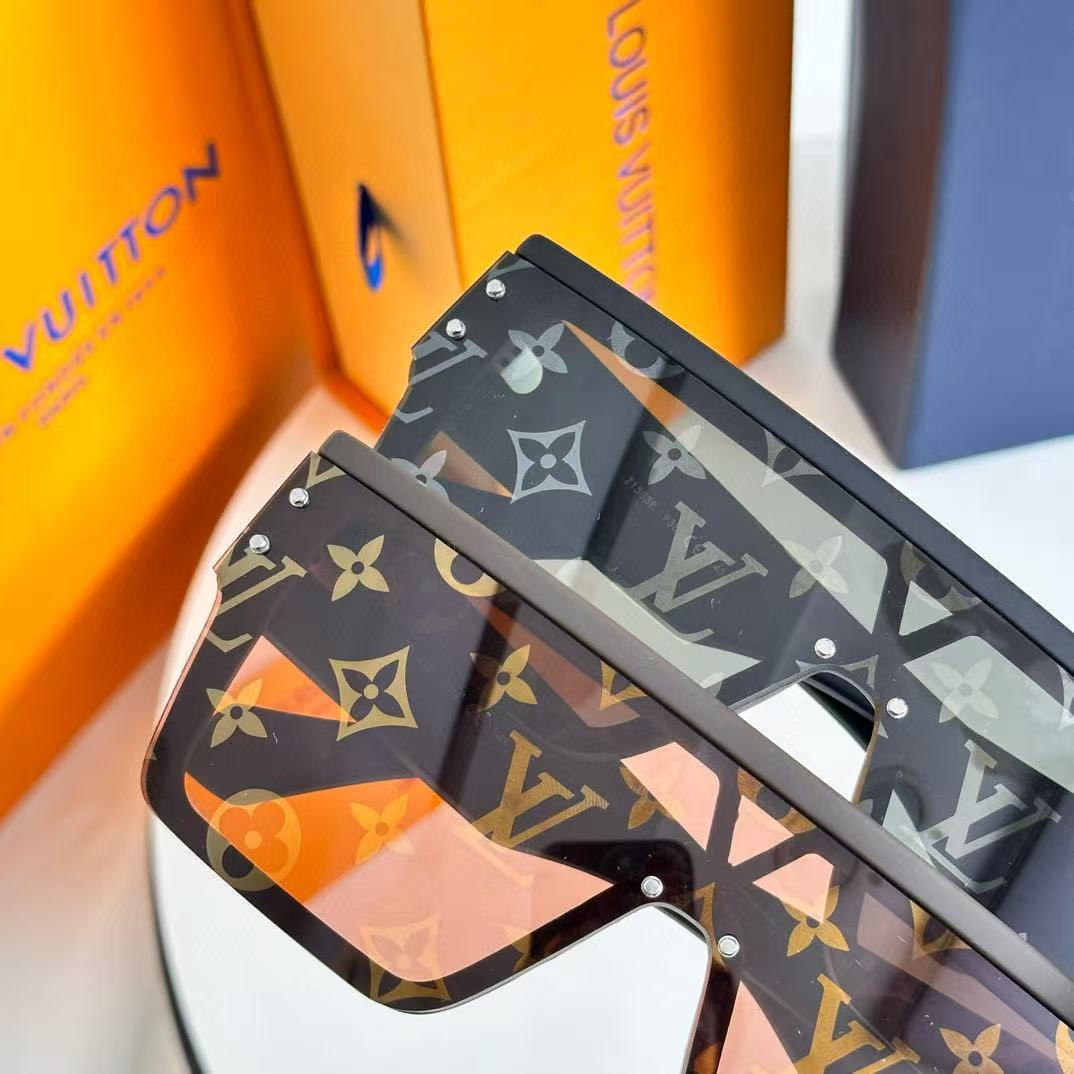 LV Glasses Z1583E - Image 7