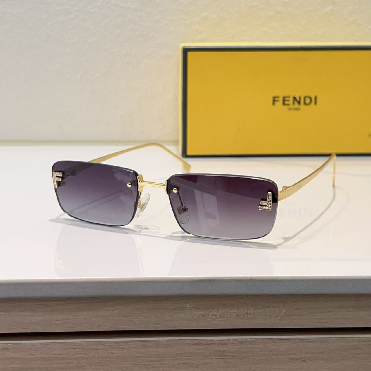 FENDI Glasses FE4172US - Image 9