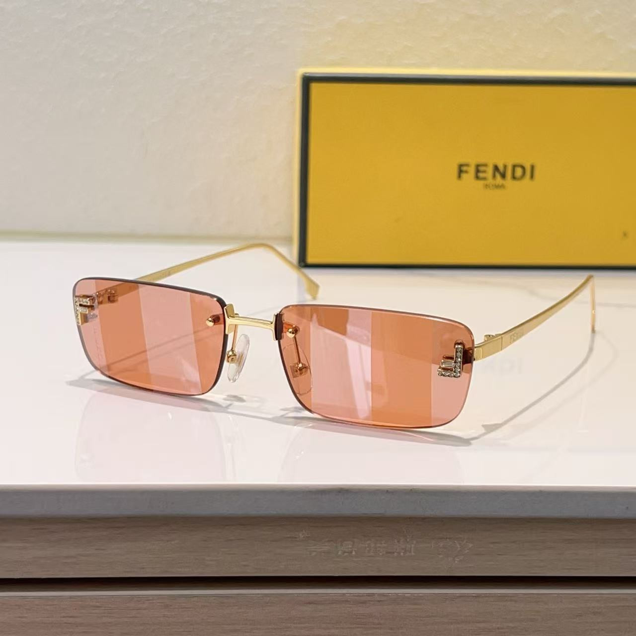 FENDI Glasses FE4172US - Image 5