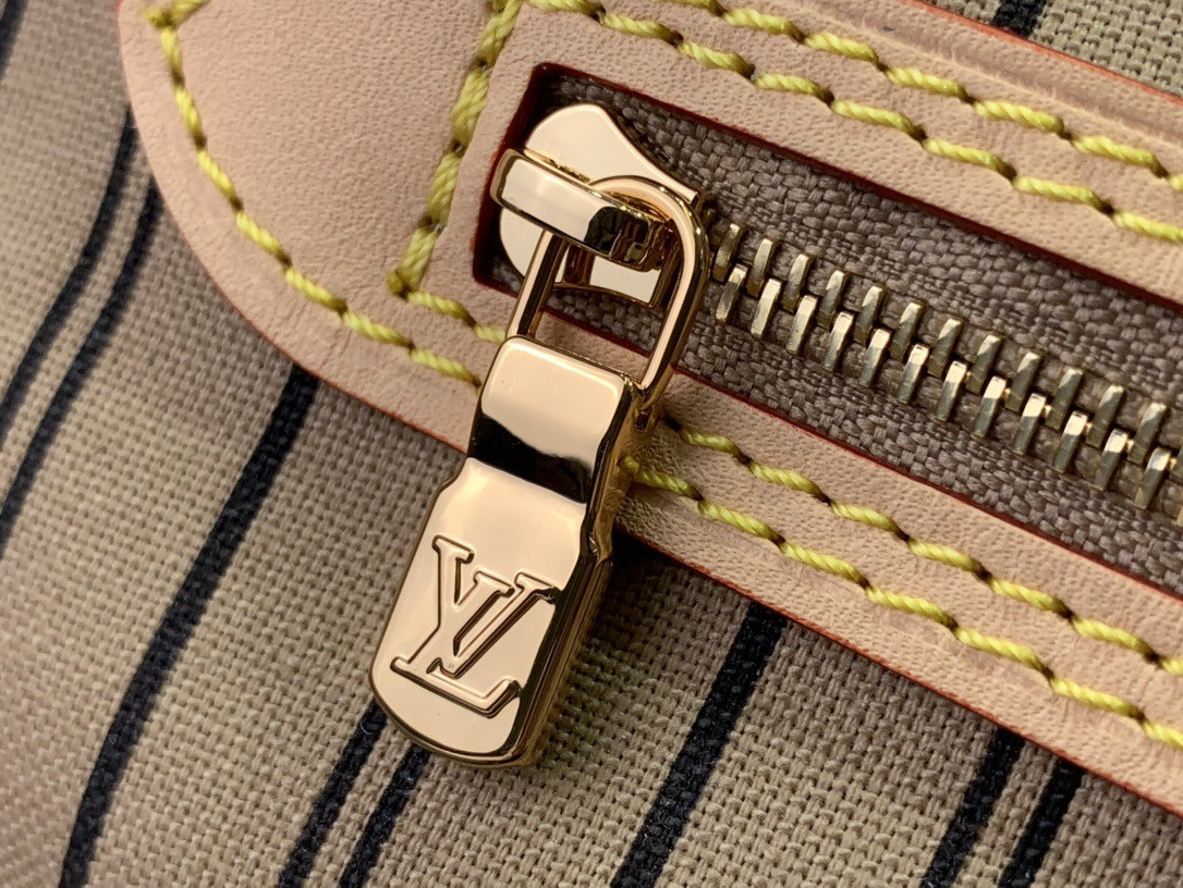 LV Neverfull Bandoulière Inside Out GM M11948 39x32x19cm - Image 7