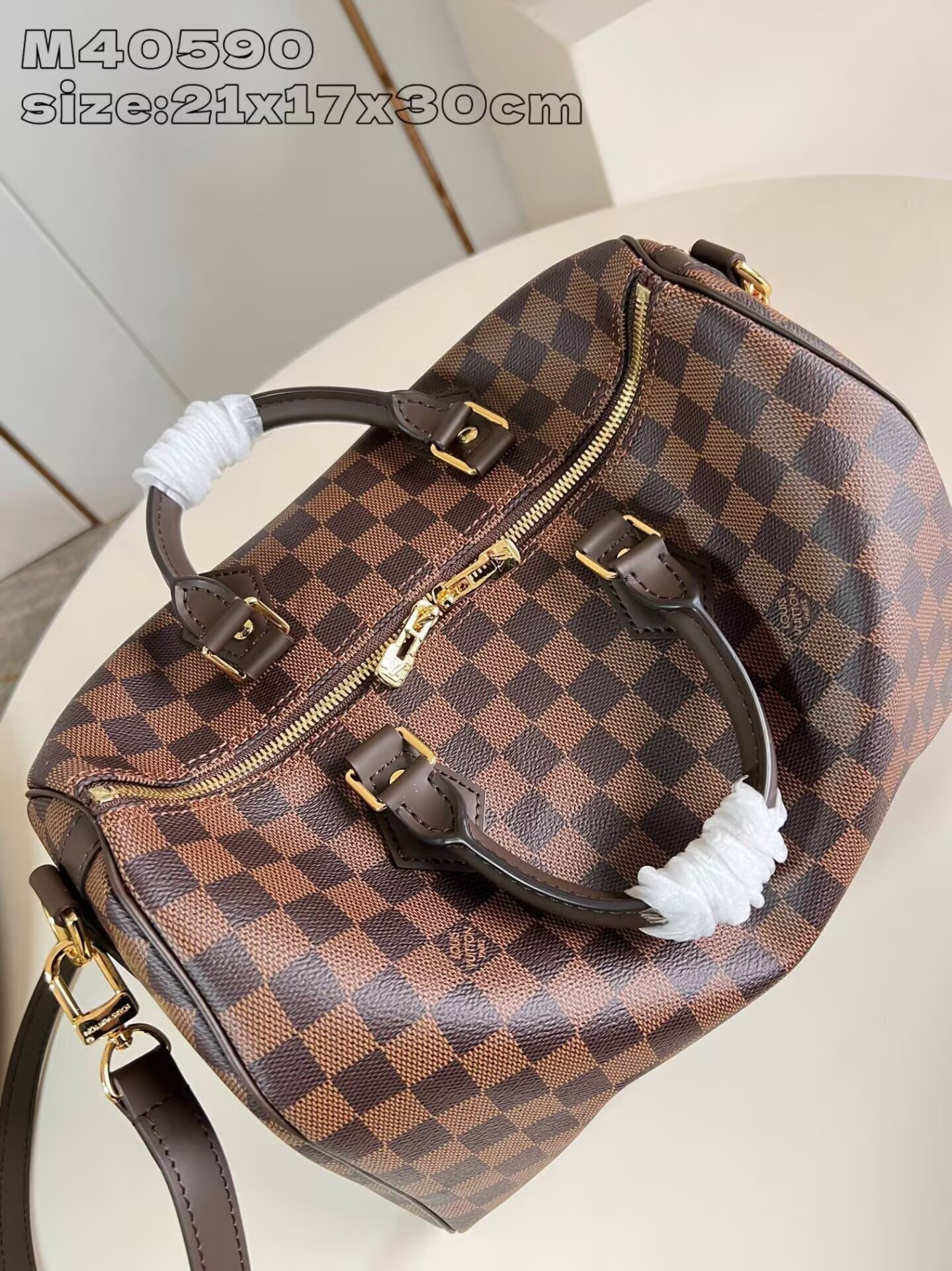 LV Speedy Bandouliere 30 M40590 30x21x17cm - Image 4