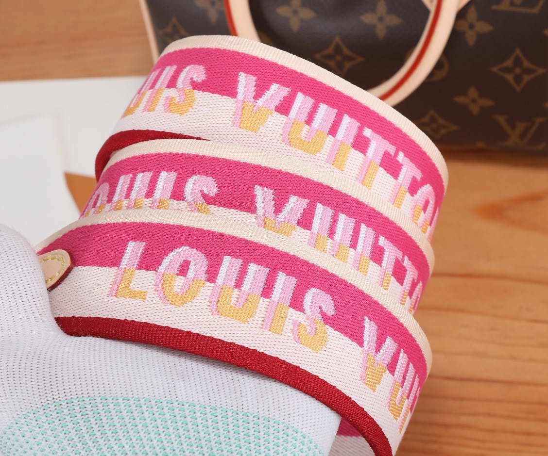 LV Speedy Bandoulière 20 M45948 20.5x13.5x12cm - Image 10
